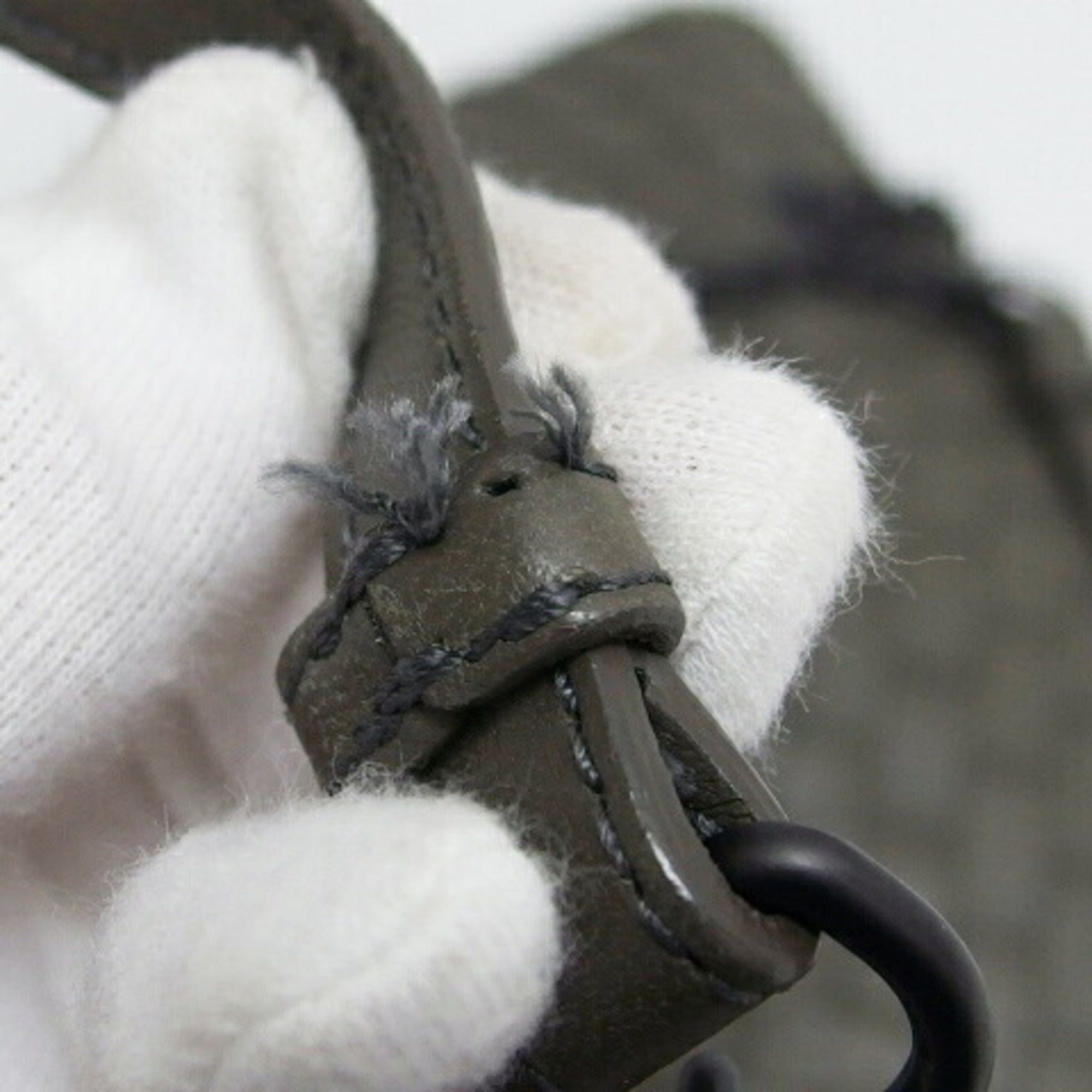 Bottega Veneta Intrecciato Gray Leather Handbag Shoulder Bag (Pre-Owned)