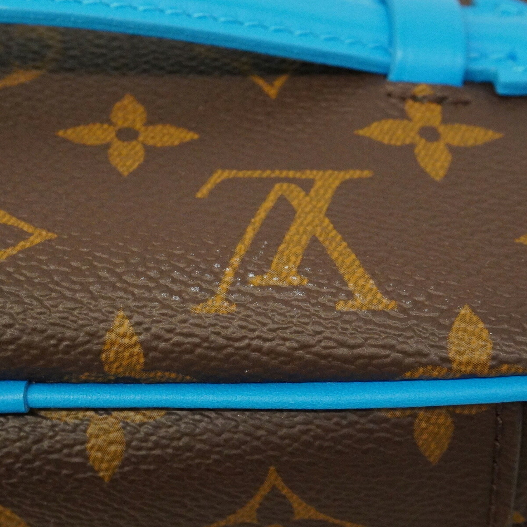 Louis Vuitton Blue Vanity Bag (Pre-Owned)
