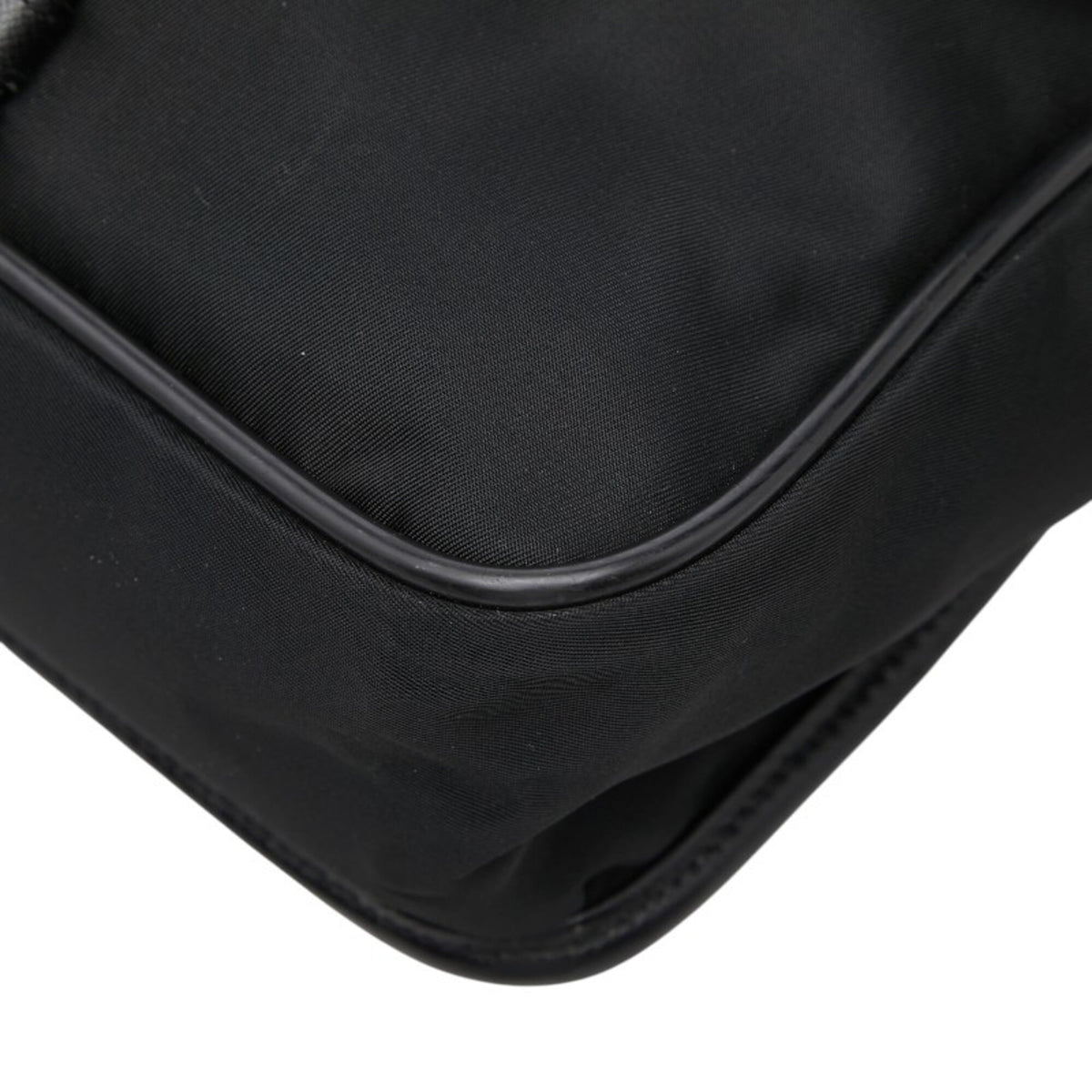 Prada Black Nylon Shoulder Bag (Pre-Owned)