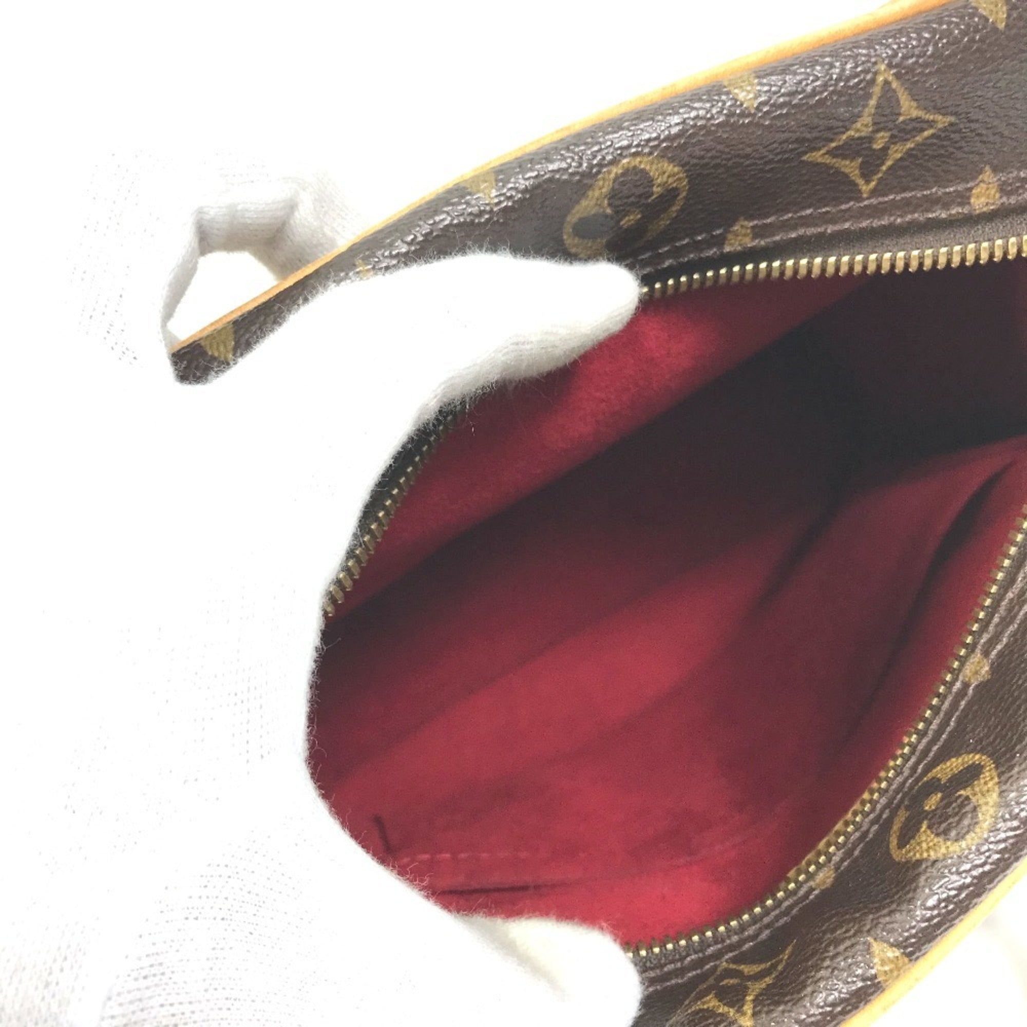 Louis Vuitton Brown Monogram Monogram Handbag (Pre-Owned)