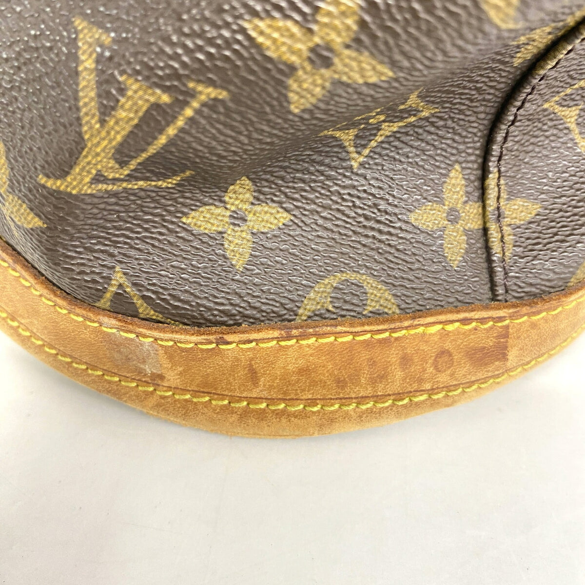Louis Vuitton Brown Tote Bag (Pre-Owned)