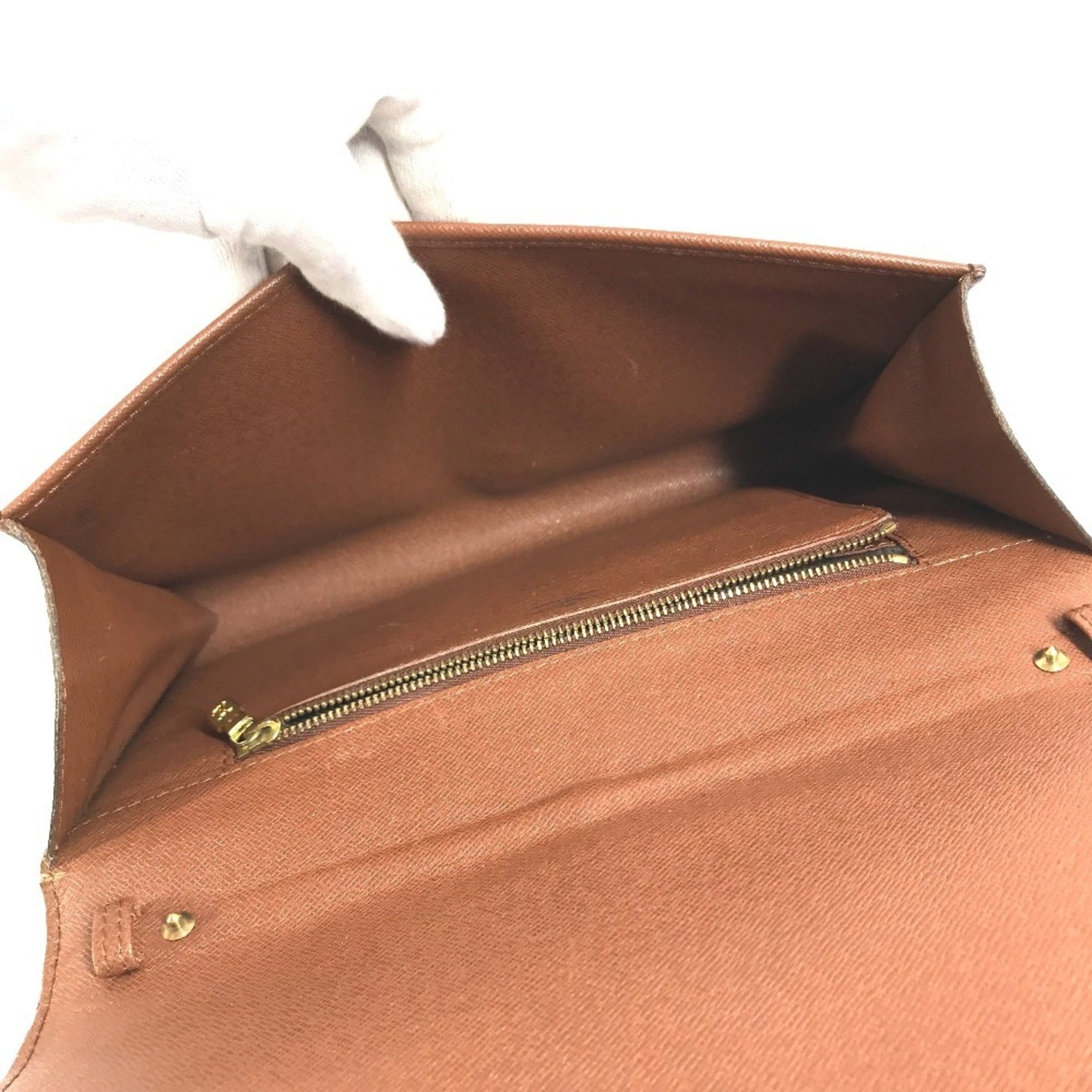 Louis Vuitton Monogram Brown Monogram Clutch Bag (Pre-Owned)