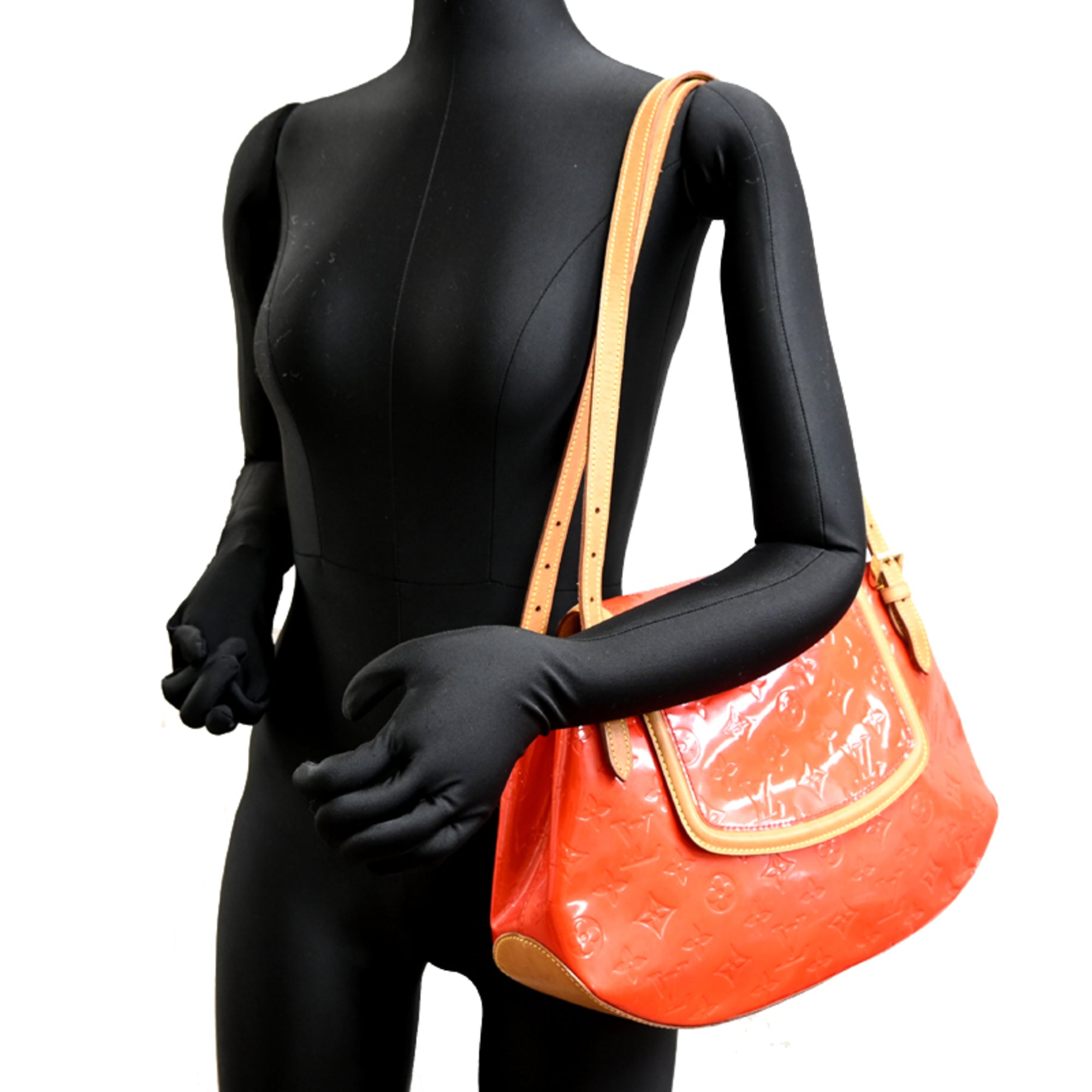 Louis Vuitton Red Color Vernis Shoulder Bag (Pre-Owned)