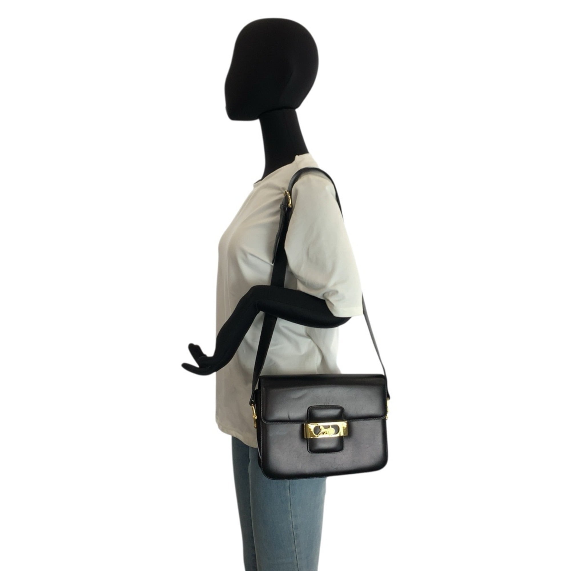 Celine Black Leather Shoulder Bag (Pre-Owned)