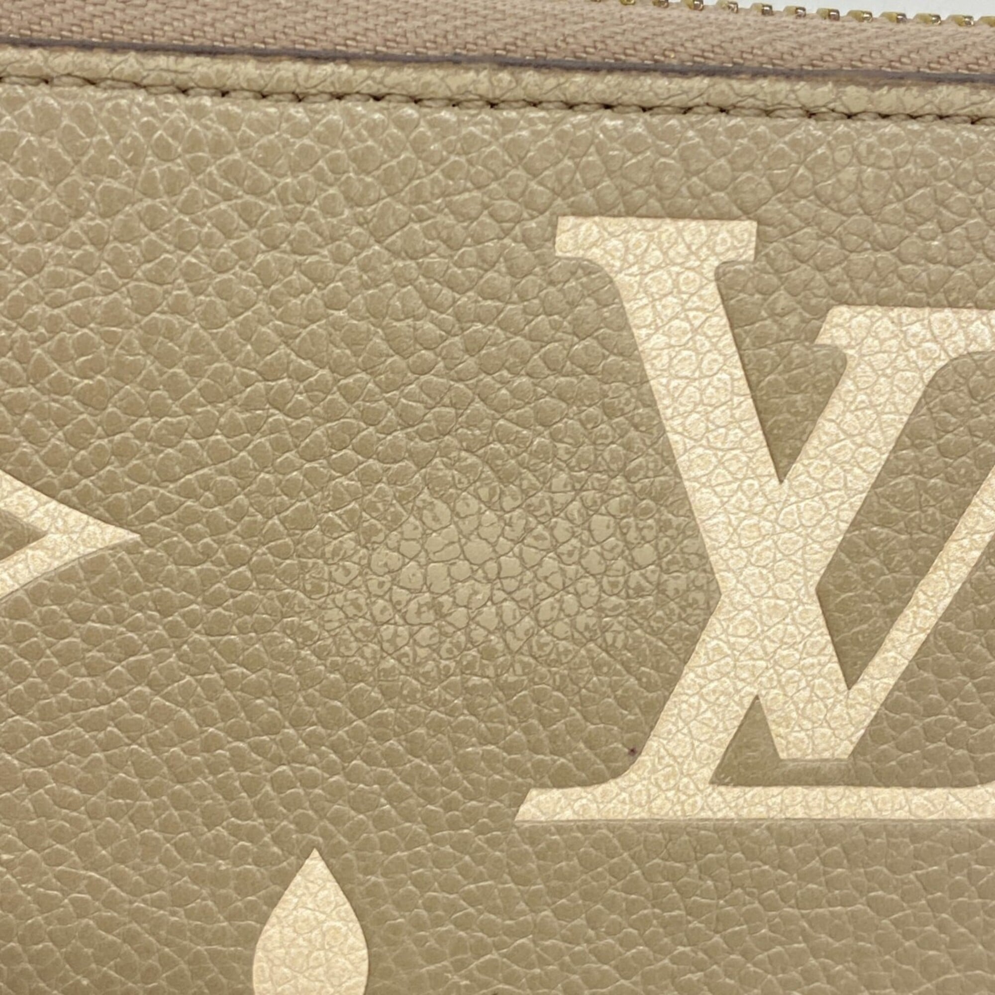 Louis Vuitton Beige Long Wallet (Bi-Fold) (Pre-Owned)