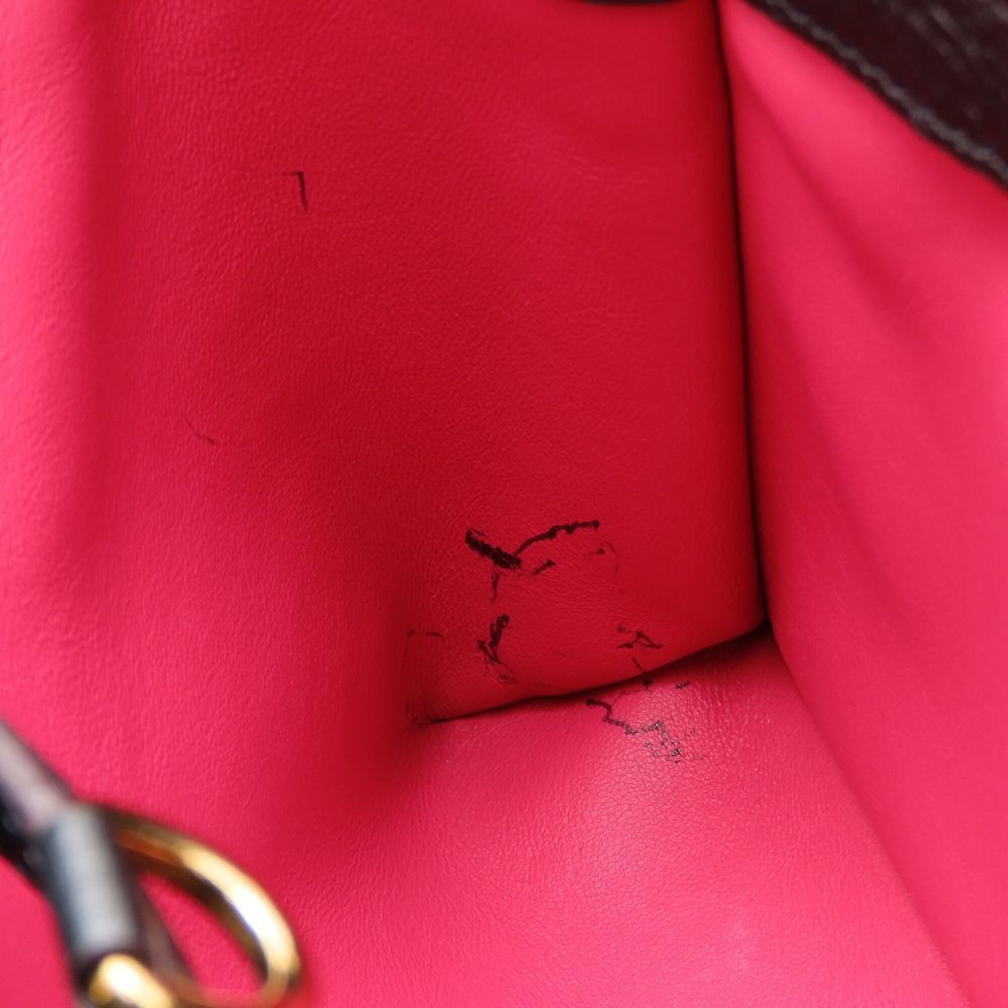 Louis Vuitton Noir Leather Handbag (Pre-Owned)