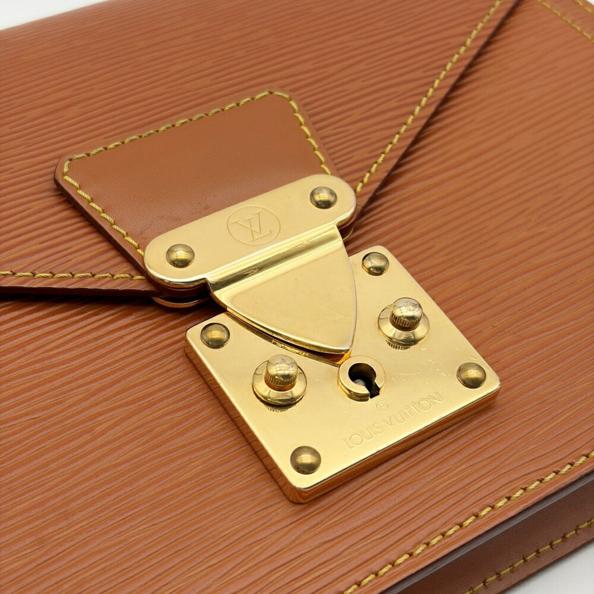 Louis Vuitton Gold Cipango Epi Leather Clutch Bag Pochette (Pre-Owned)
