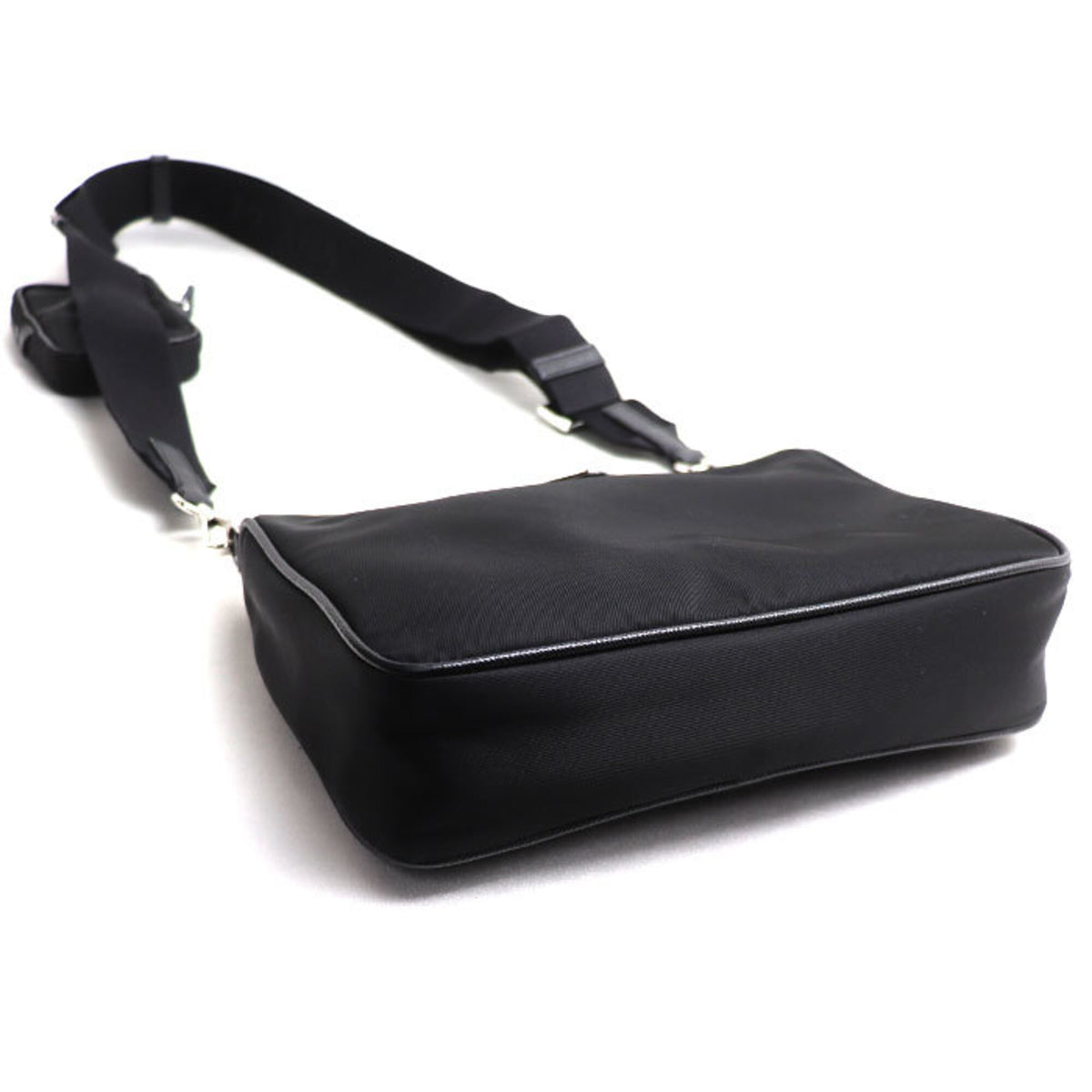 Prada Black Polyamide Pouch Shoulder Bag (Pre-Owned)
