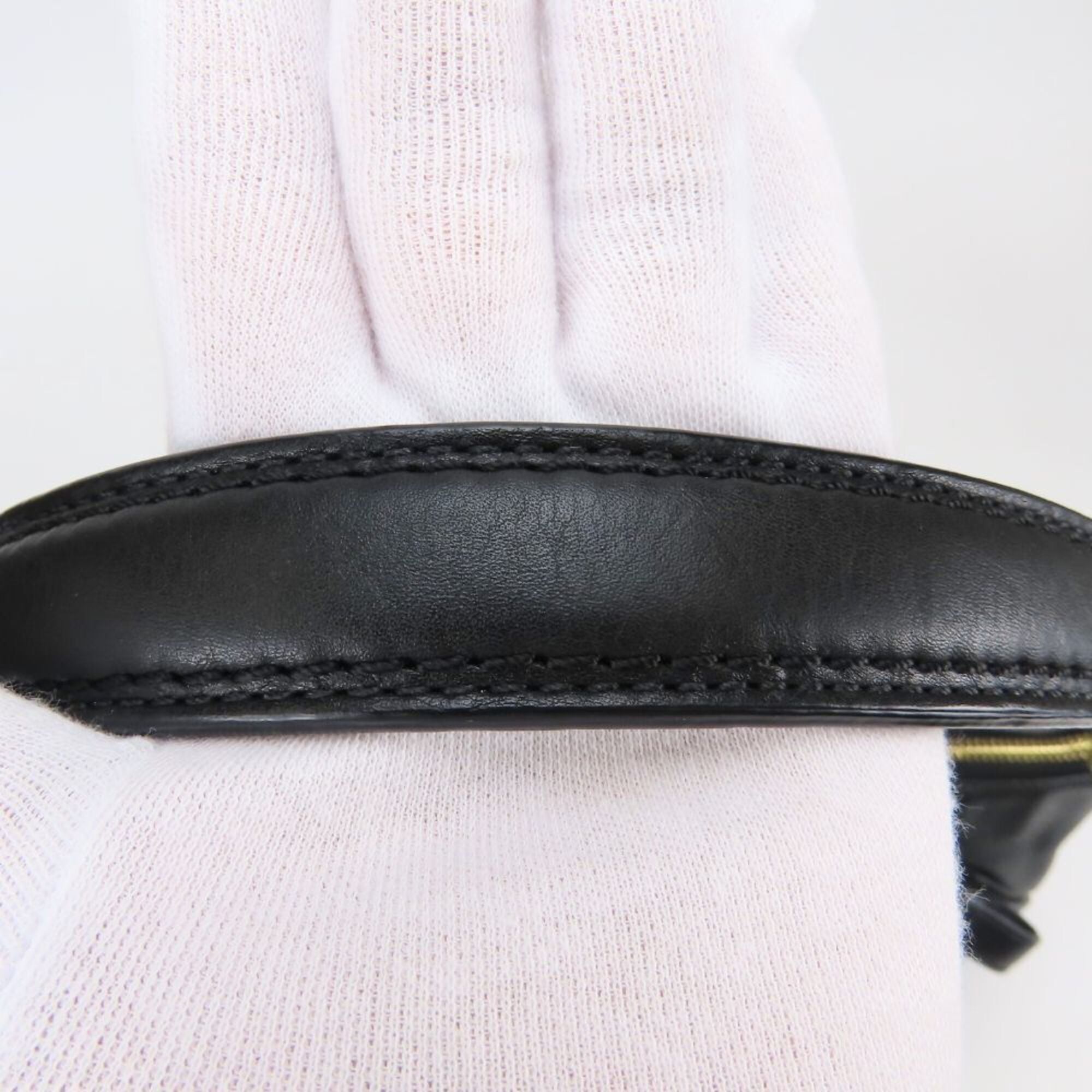Coach Black Leather Handbag (Pre-Owned)