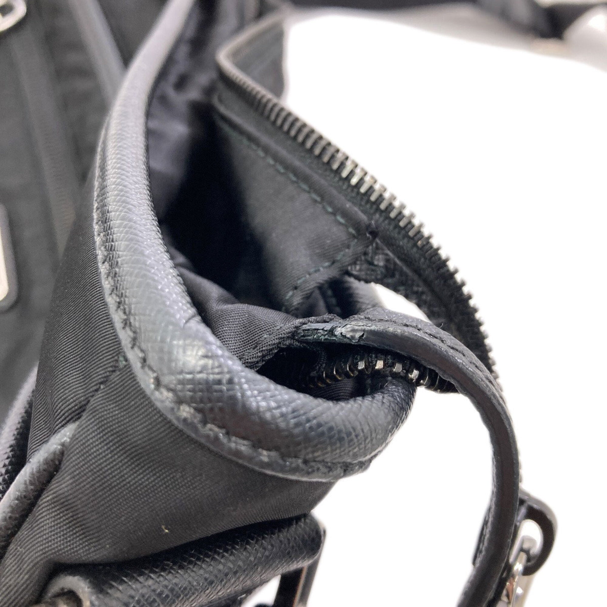 Prada Black Nylon Shoulder Bag (Pre-Owned)