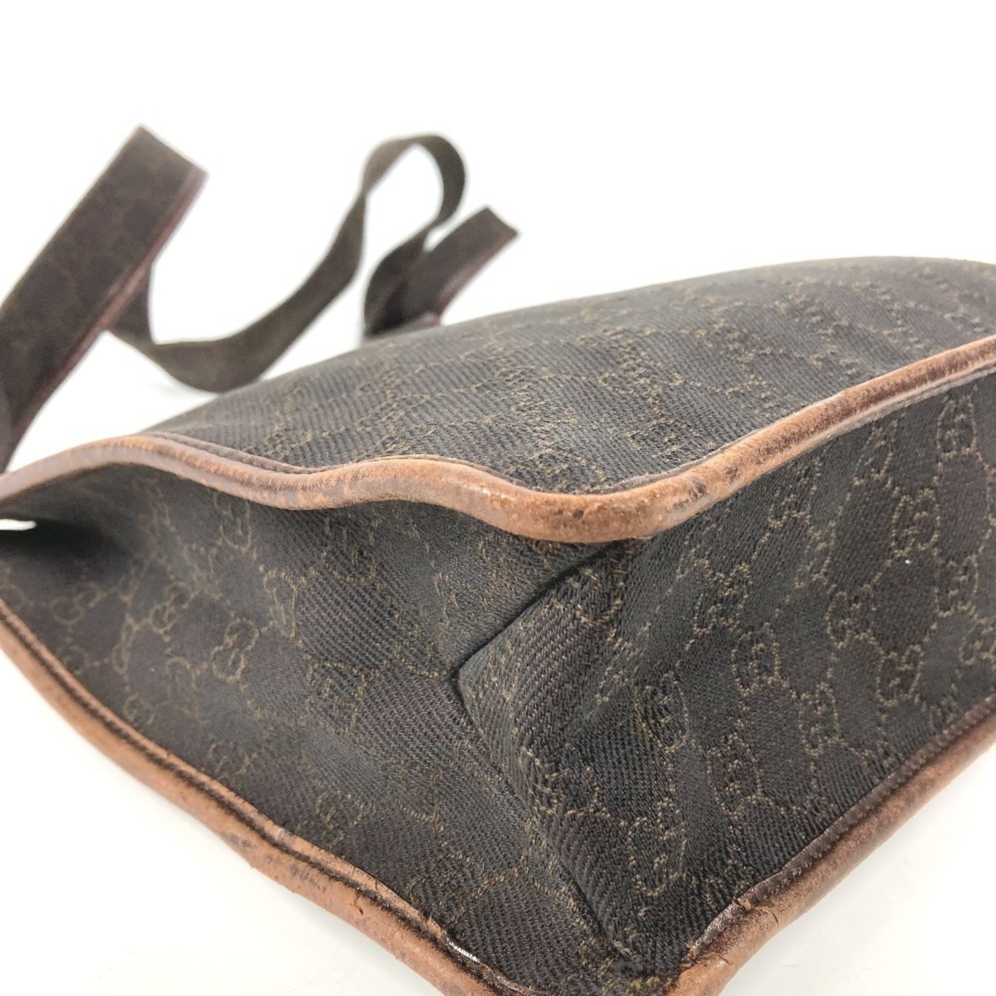 Gucci Brown Leather Canvas Shoulder Bag (Pre-Owned)