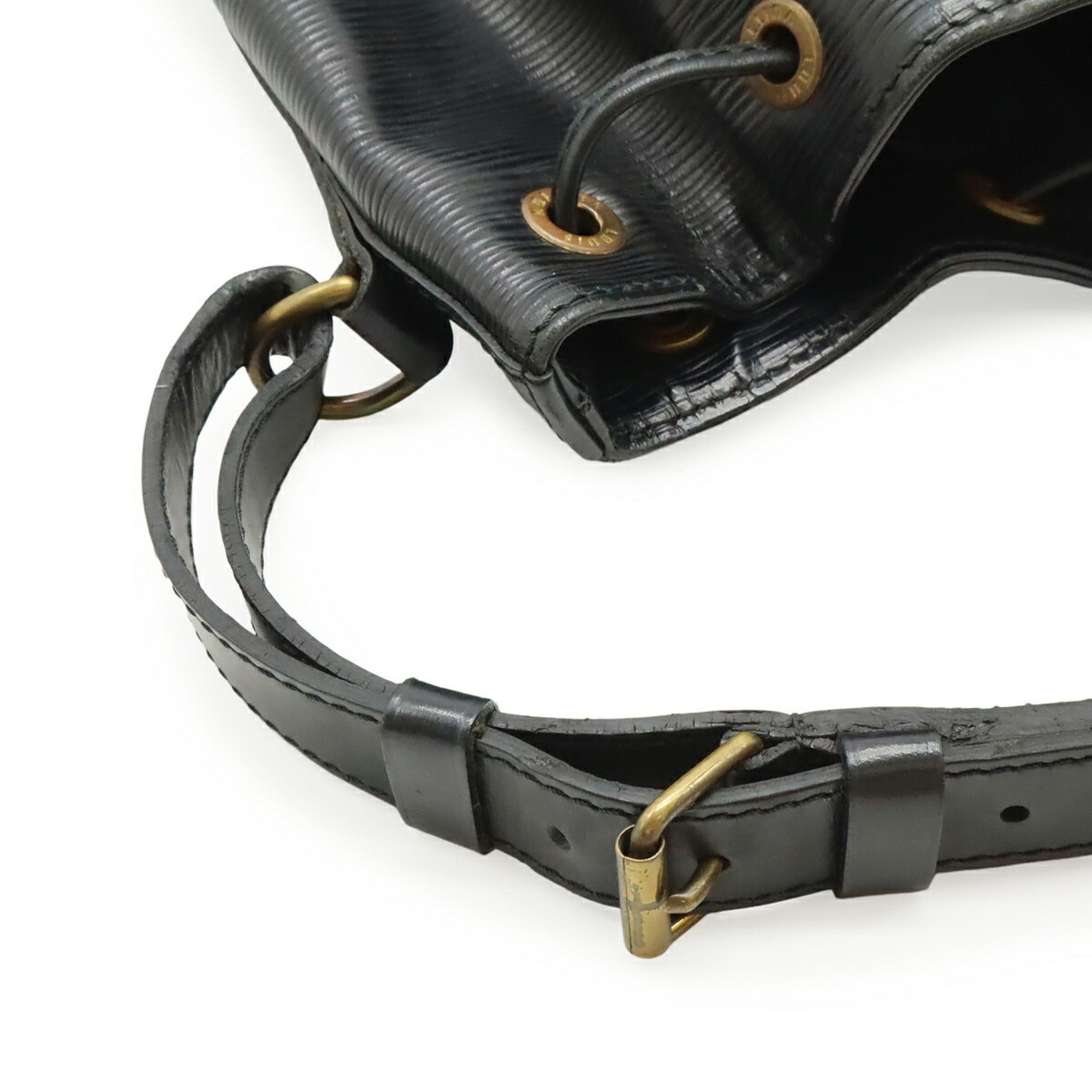 Louis Vuitton Black Noir Epi Leather Shoulder Bag (Pre-Owned)