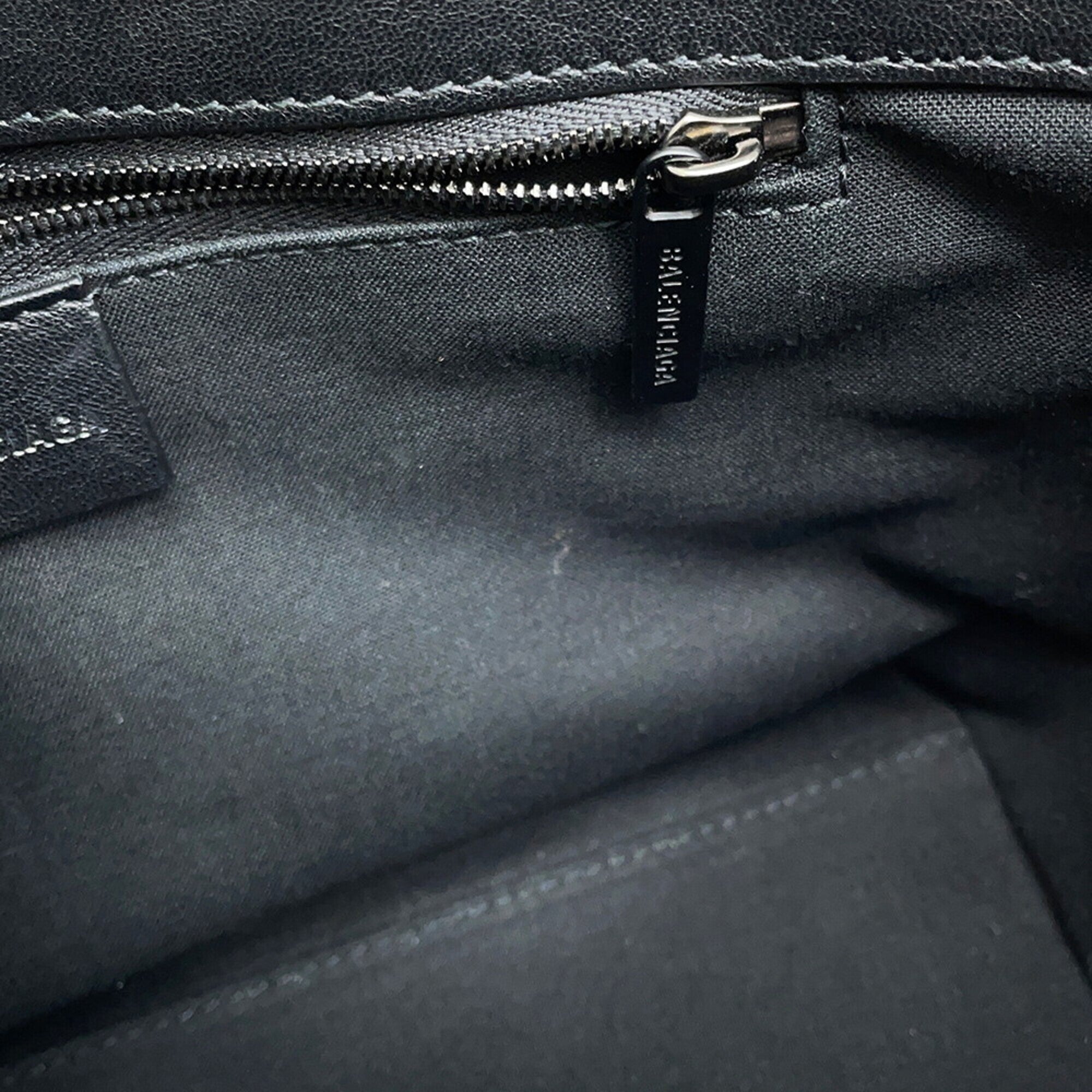 Balenciaga Black Leather Handbag (Pre-Owned)