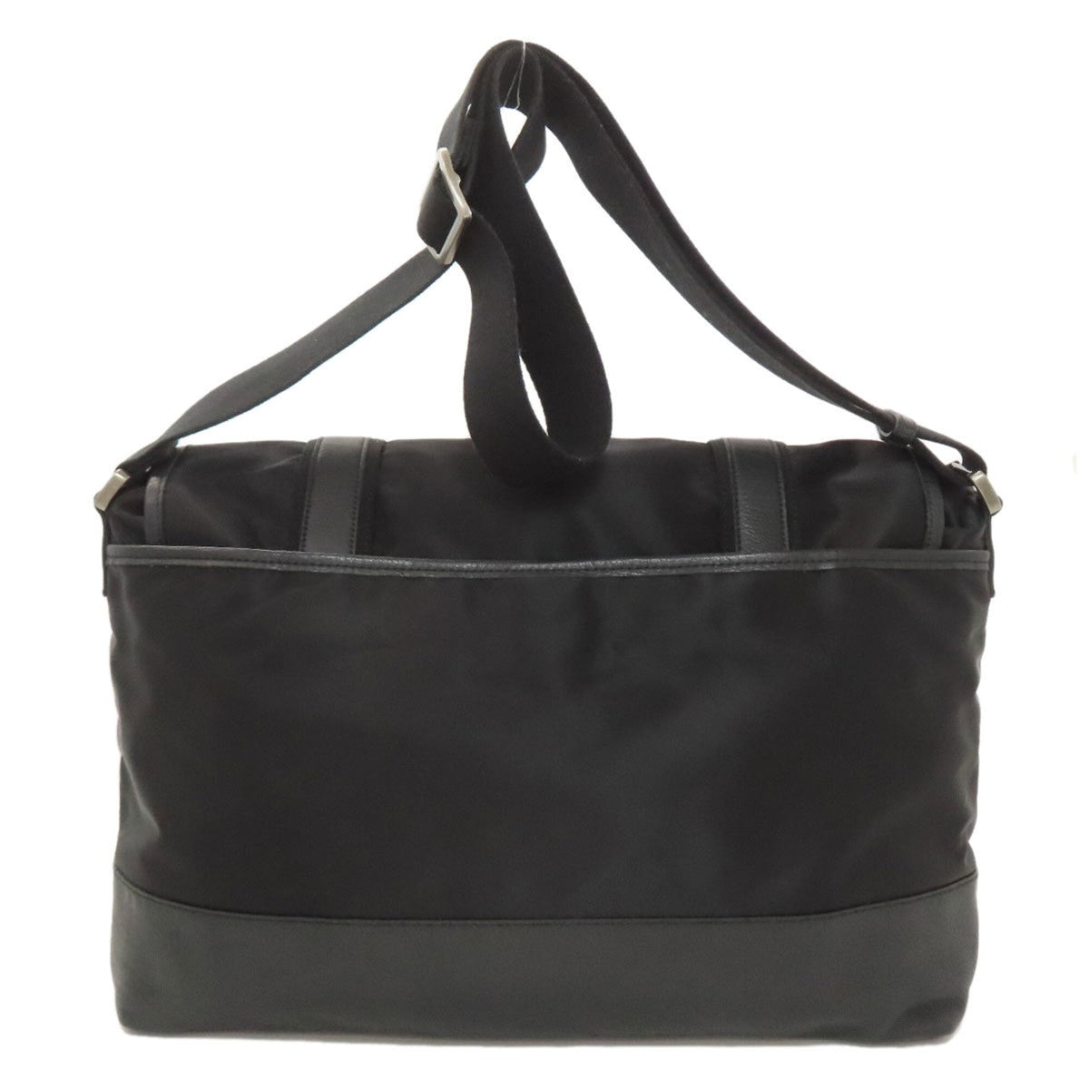 Burberry Black Nylon Shoulder Bag (Pre-Owned)