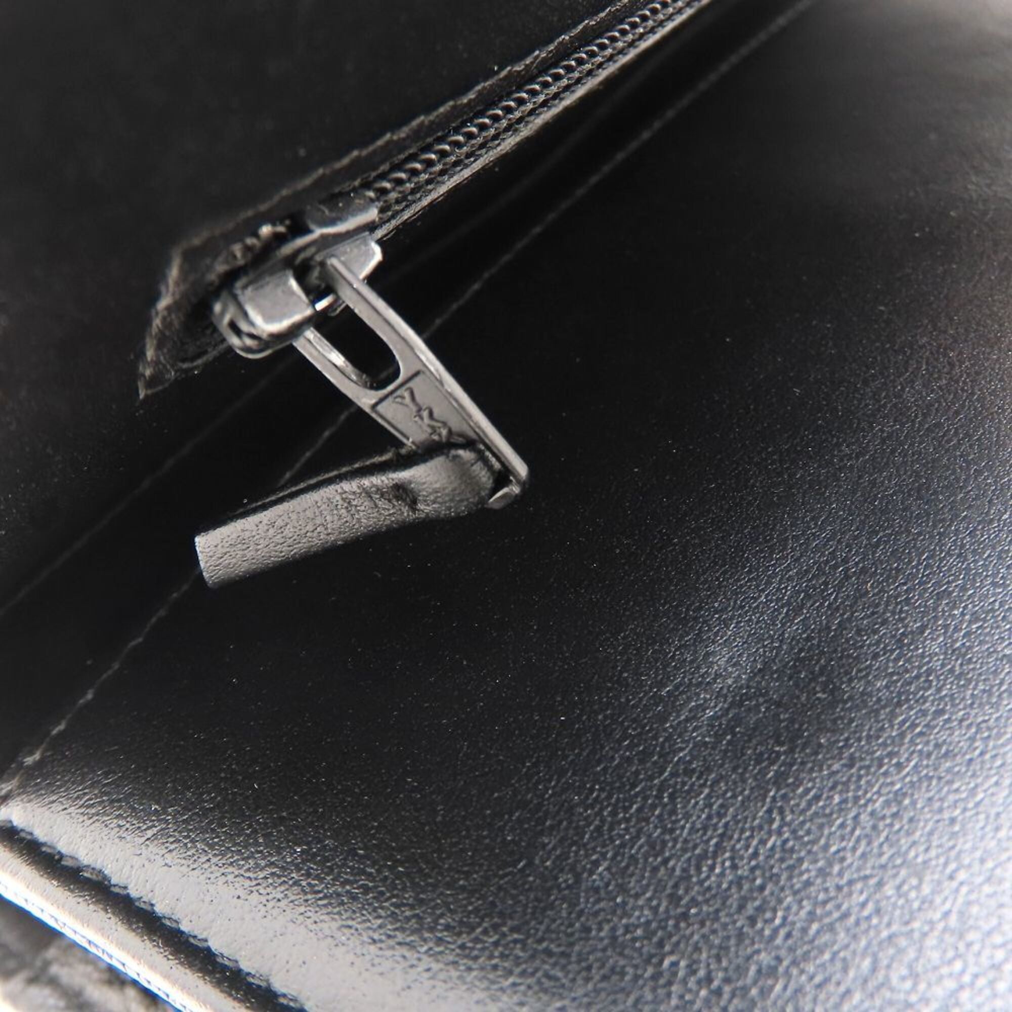 Chanel Boy Chanel Black Grained Calfskin Shoulder Bag (Pre-Owned)