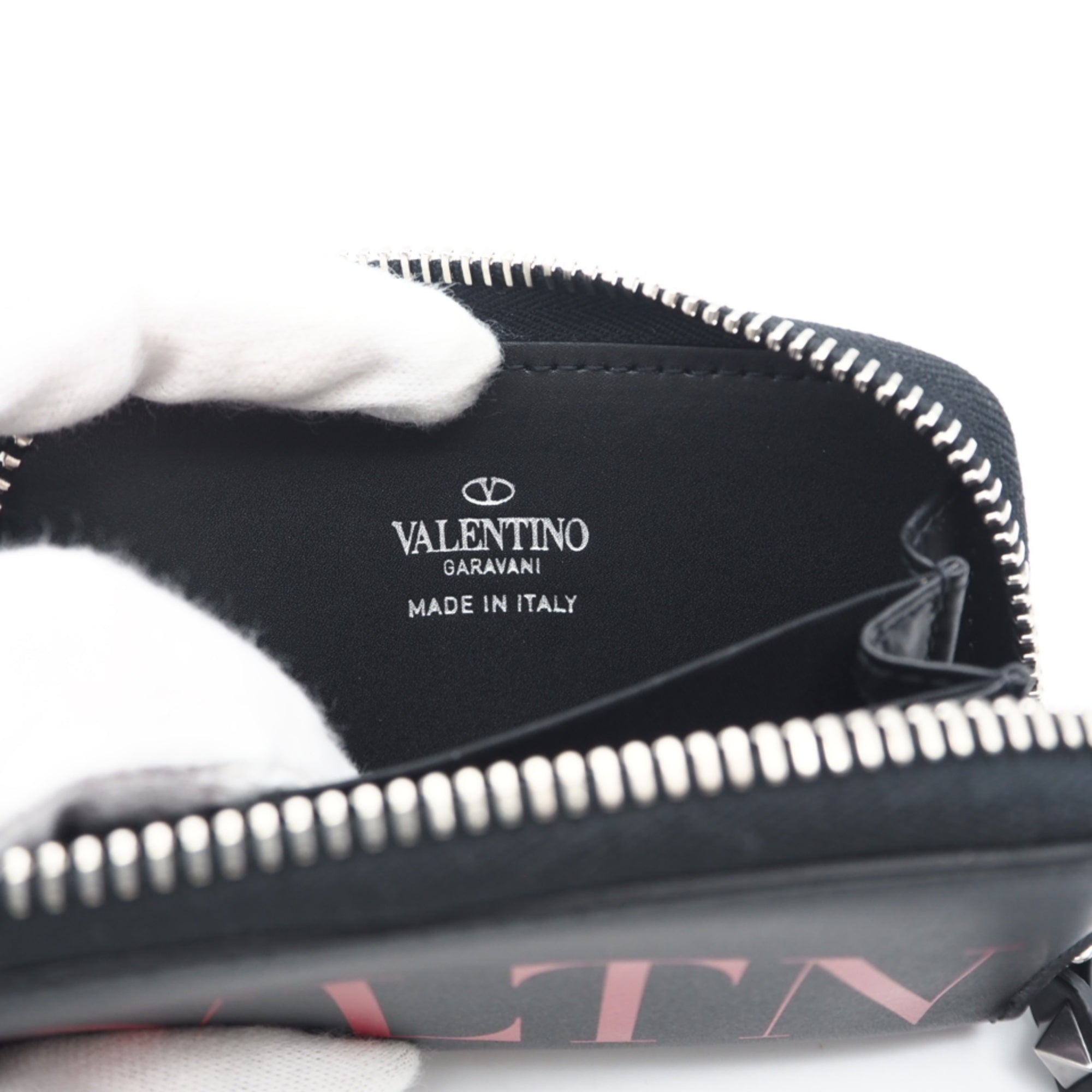 Valentino Black Red Color Leather Coin Purse/Coin Case (Pre-Owned)