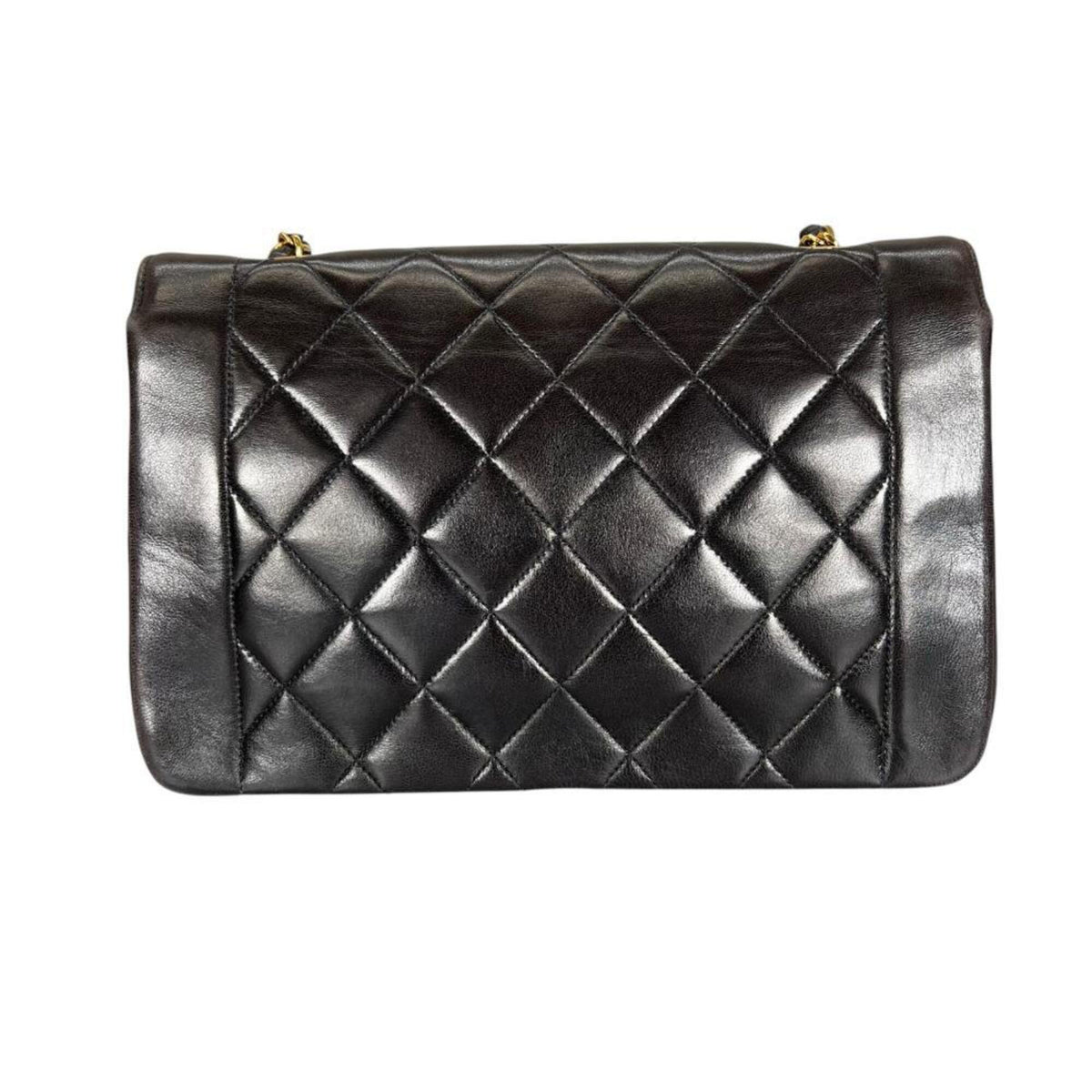 Chanel Black Leather Shoulder Bag (Pre-Owned)