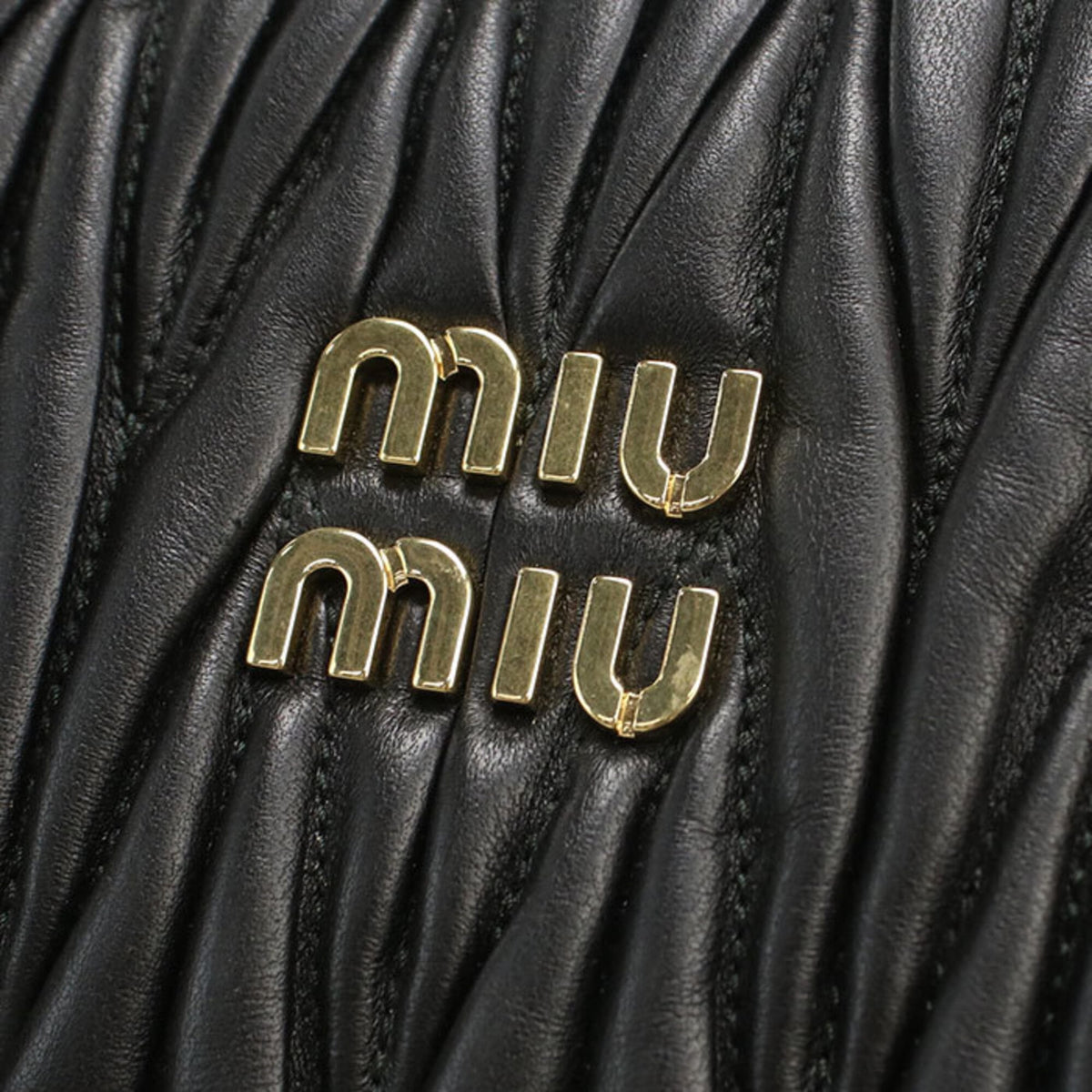 Miu Miu Black Leather Tote Bag (Pre-Owned)