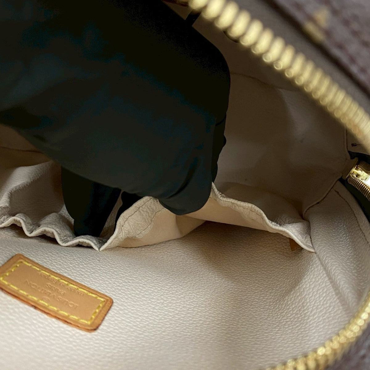 Louis Vuitton Brown Leather Pvc Handbag Shoulder Bag (Pre-Owned)