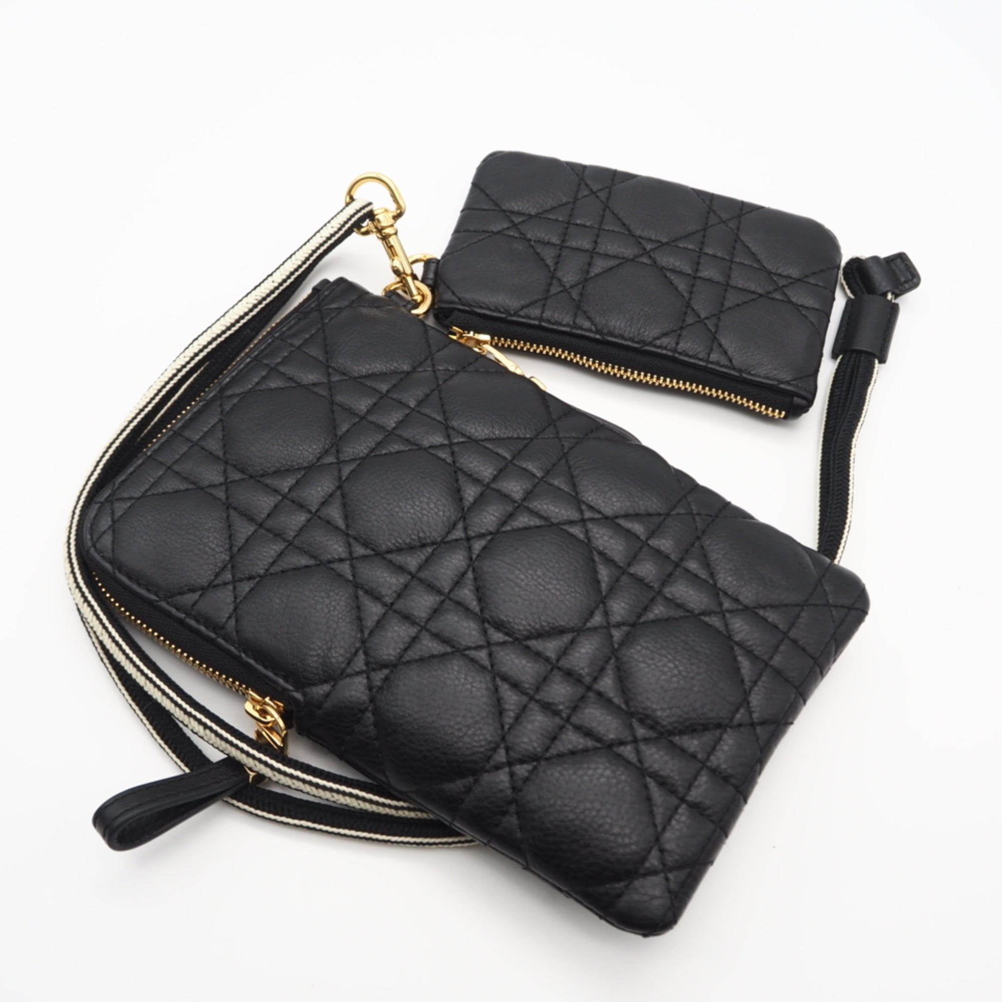Christian Dior Black White Leather Shoulder Bag (Pre-Owned)