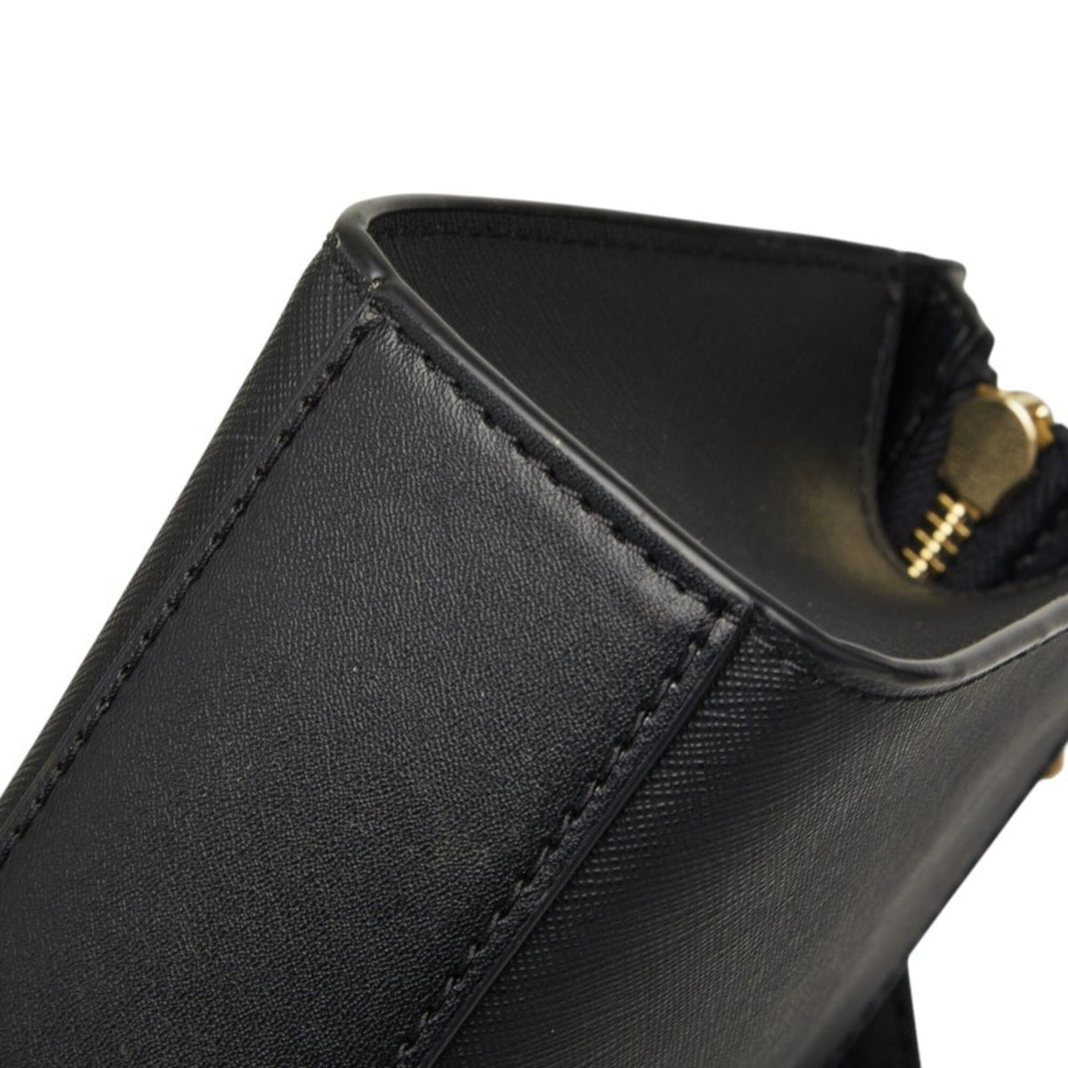 Michael Kors Black Leather Shoulder Bag (Pre-Owned)