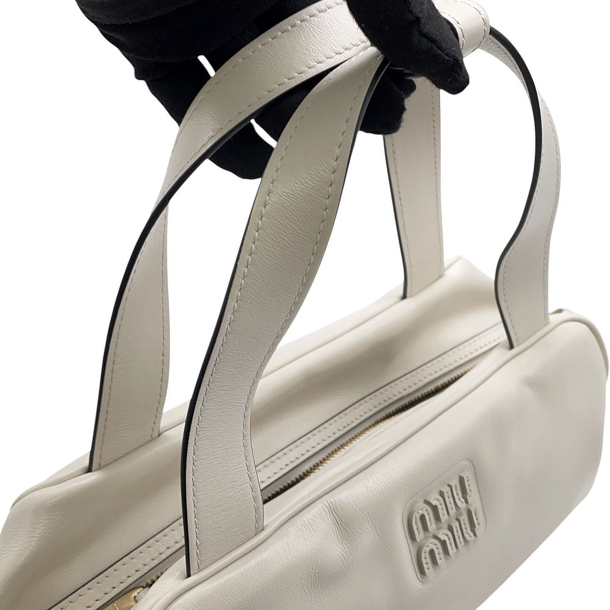 Miu Miu White Leather Handbag (Pre-Owned)