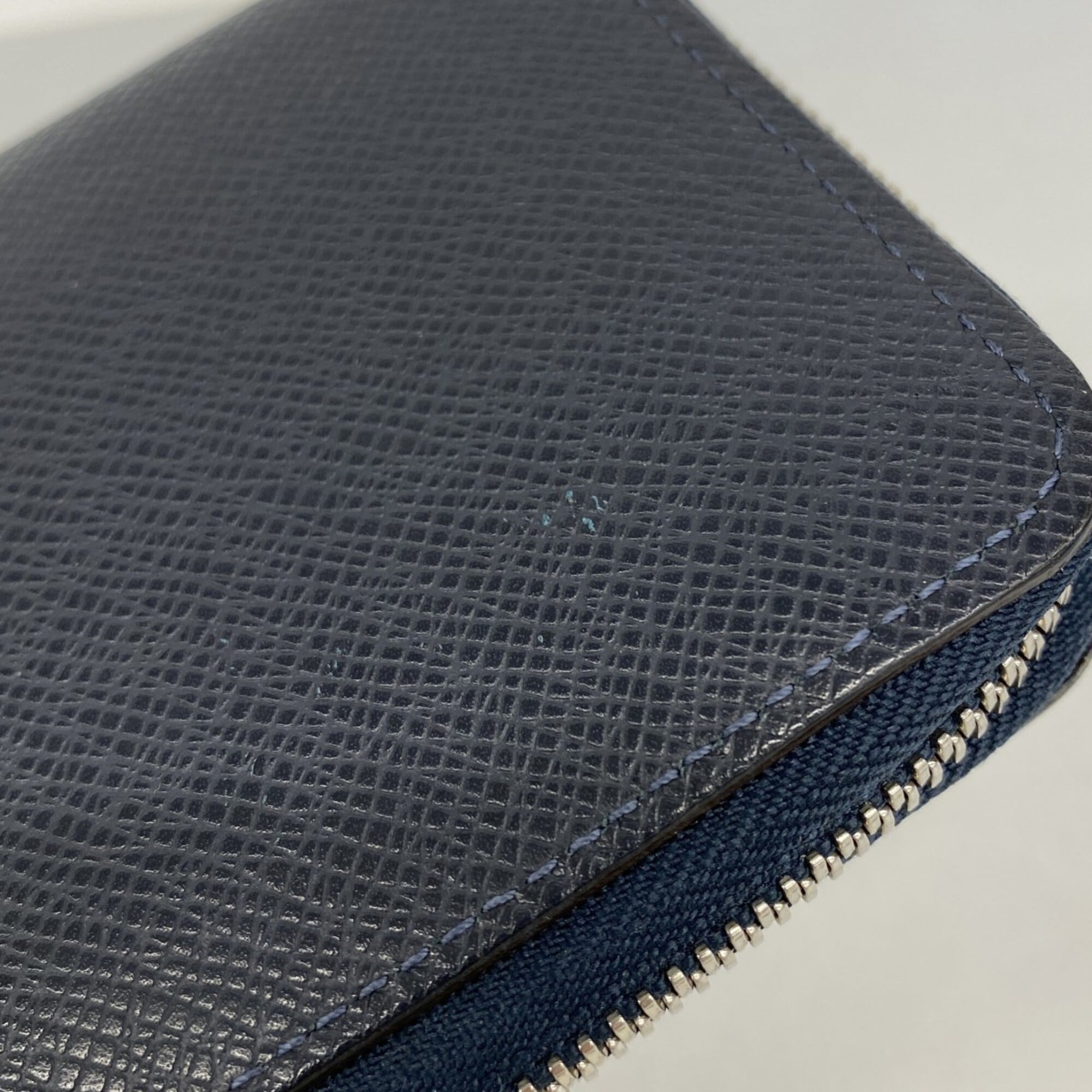 Louis Vuitton Navy Blue Long Wallet (Bi-Fold) (Pre-Owned)