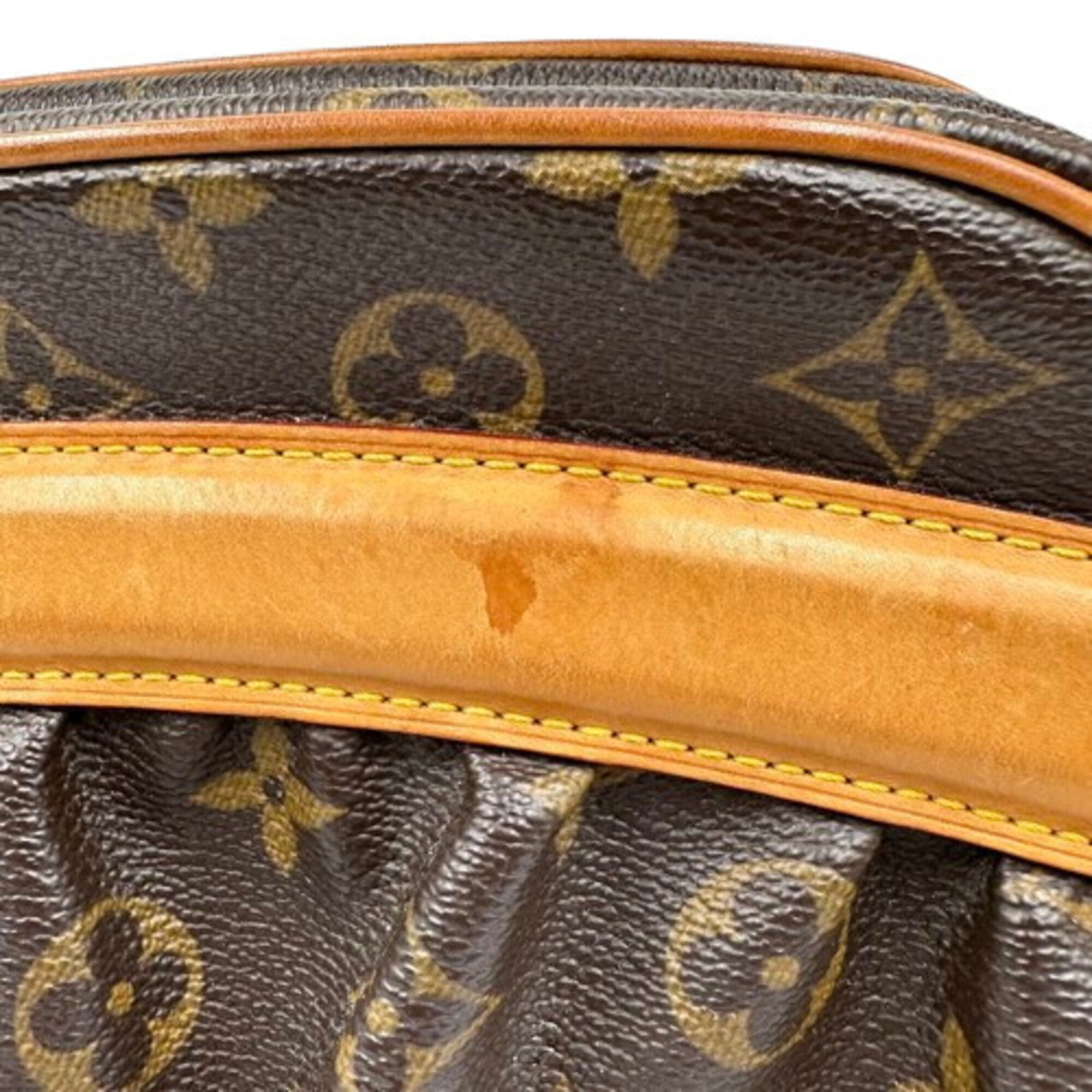 Louis Vuitton Brown Monogram Monogram Shoulder Bag (Pre-Owned)