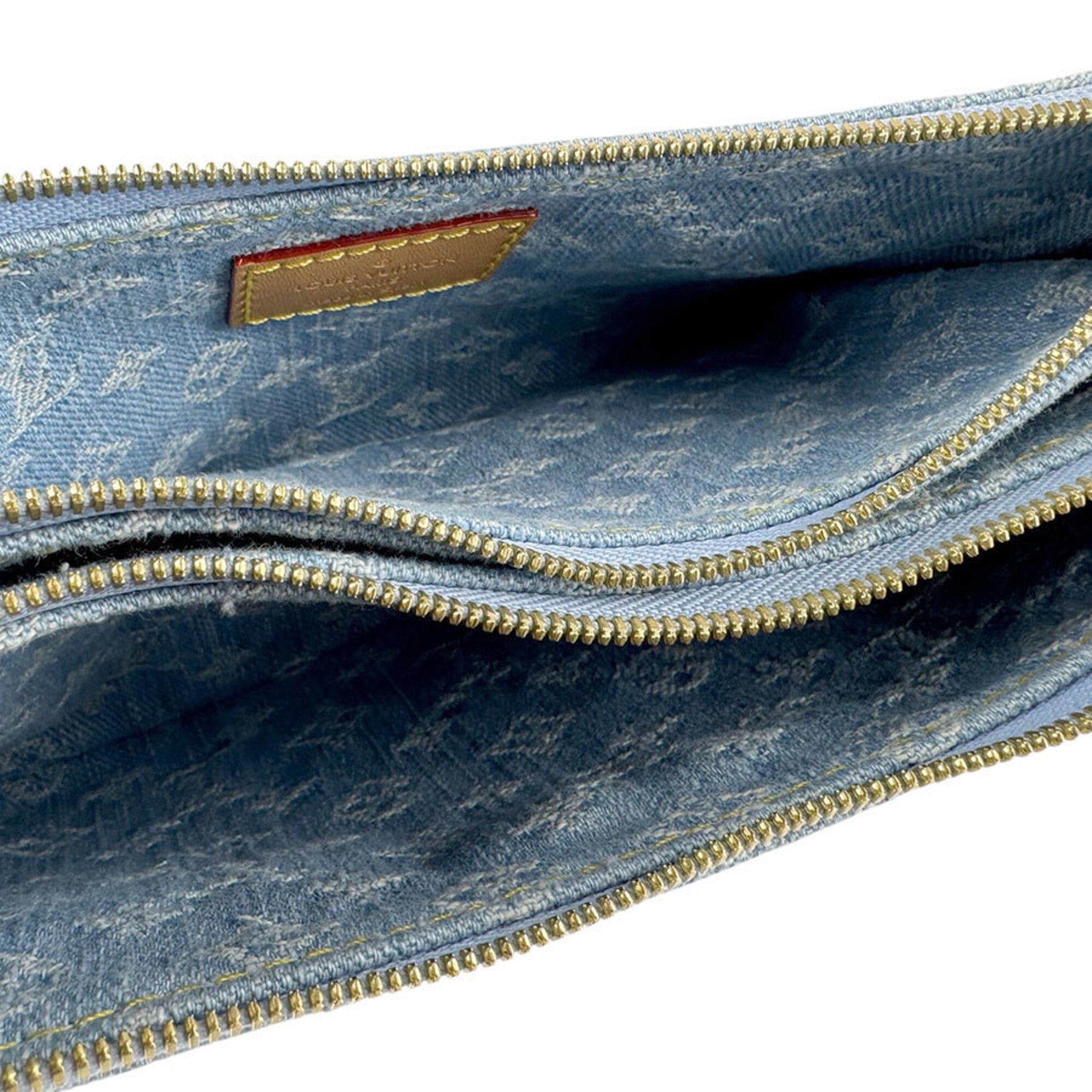 Louis Vuitton Blue Monogram Denim Pochette Shoulder Bag (Pre-Owned)