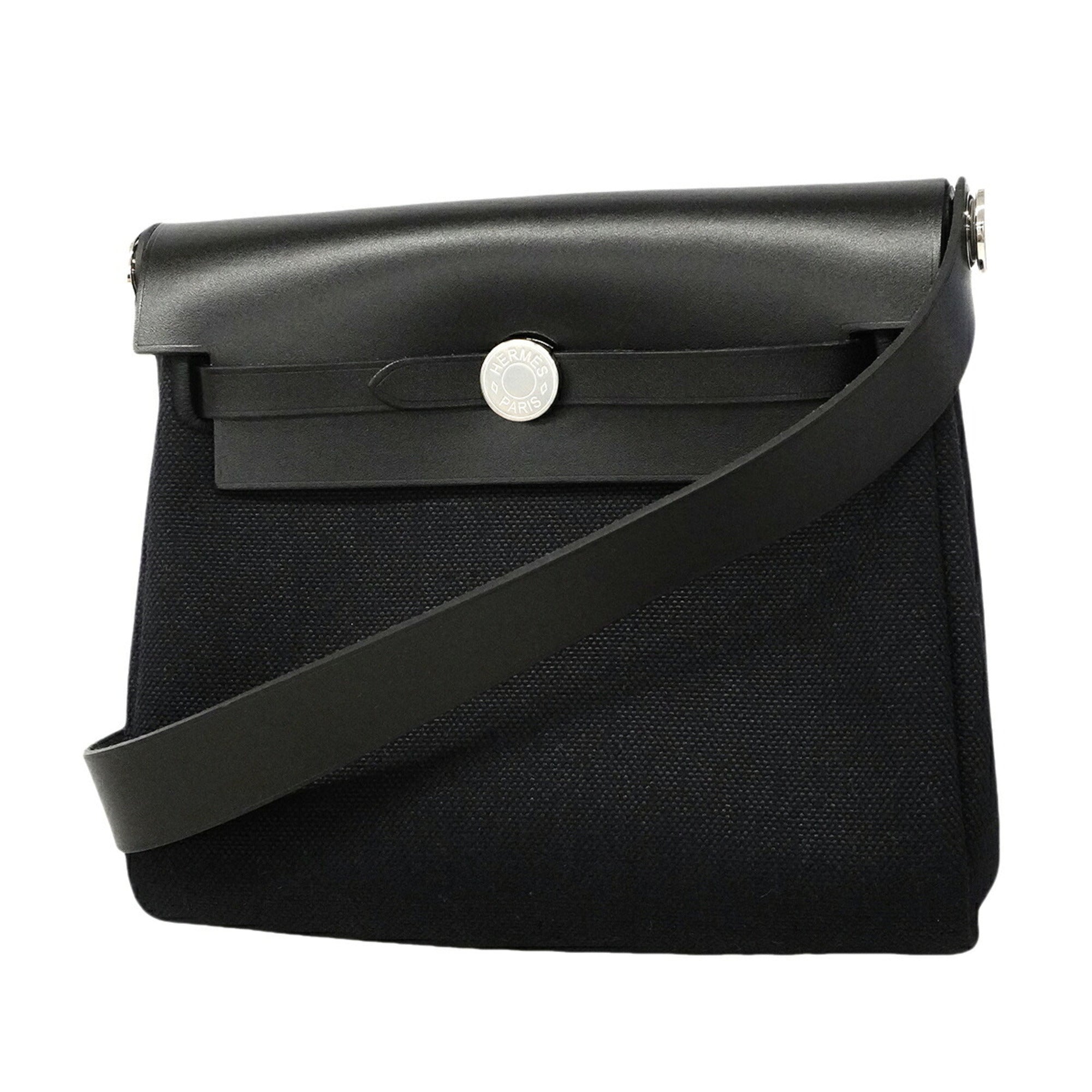 Hermes Black Shoulder Bag (Pre-Owned)