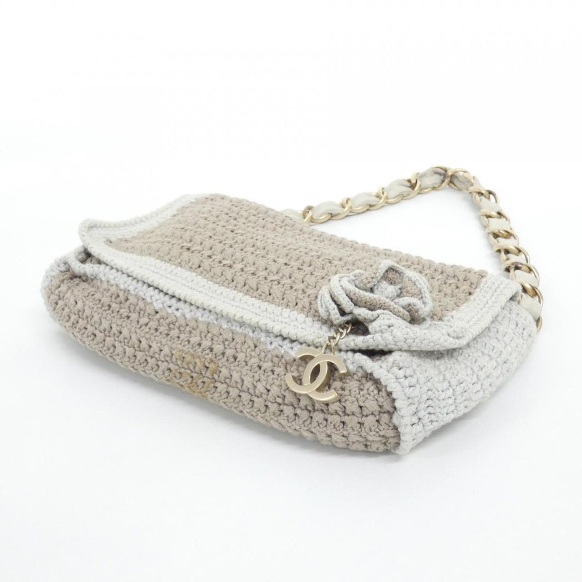 Chanel Beige Knit Shoulder Bag (Pre-Owned)