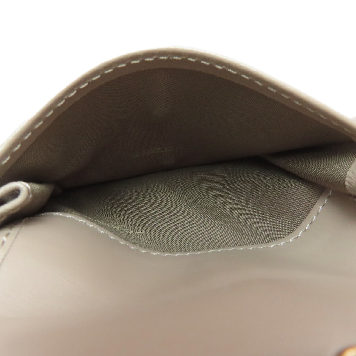 Fendi Beige Leather Wallet (Bi-Fold) (Pre-Owned)