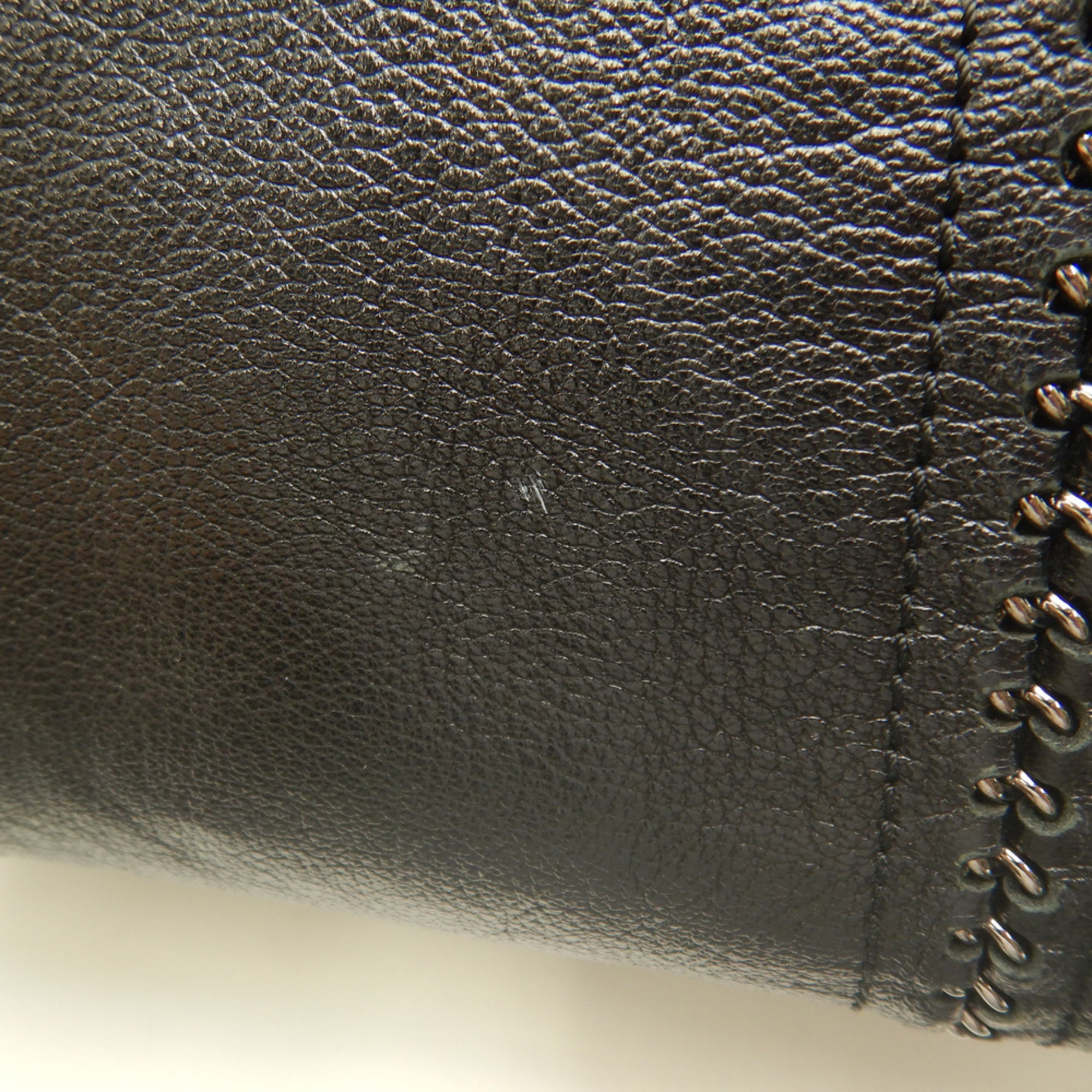 Chanel Black Leather Tote Bag (Pre-Owned)