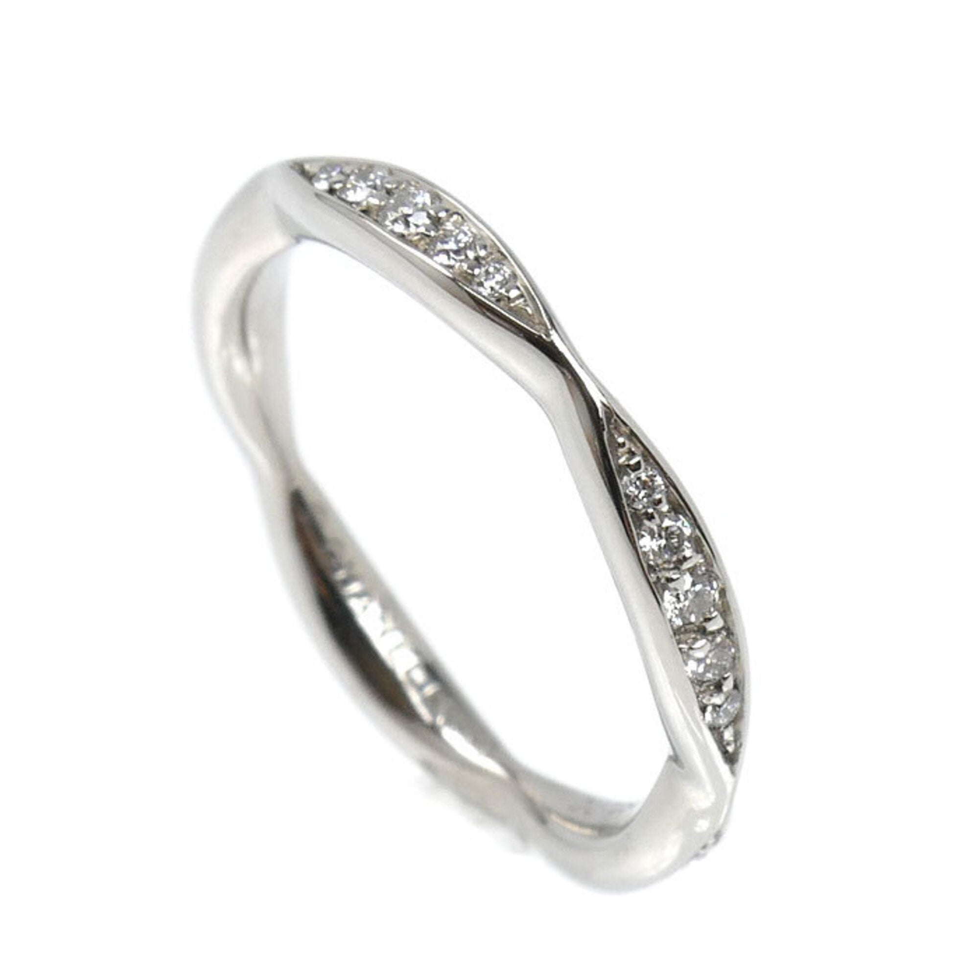 Chanel Platinum 950 Band Ring (Pre-Owned)