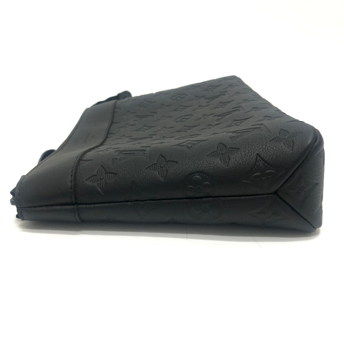 Louis Vuitton Black Clutch Bag (Pre-Owned)