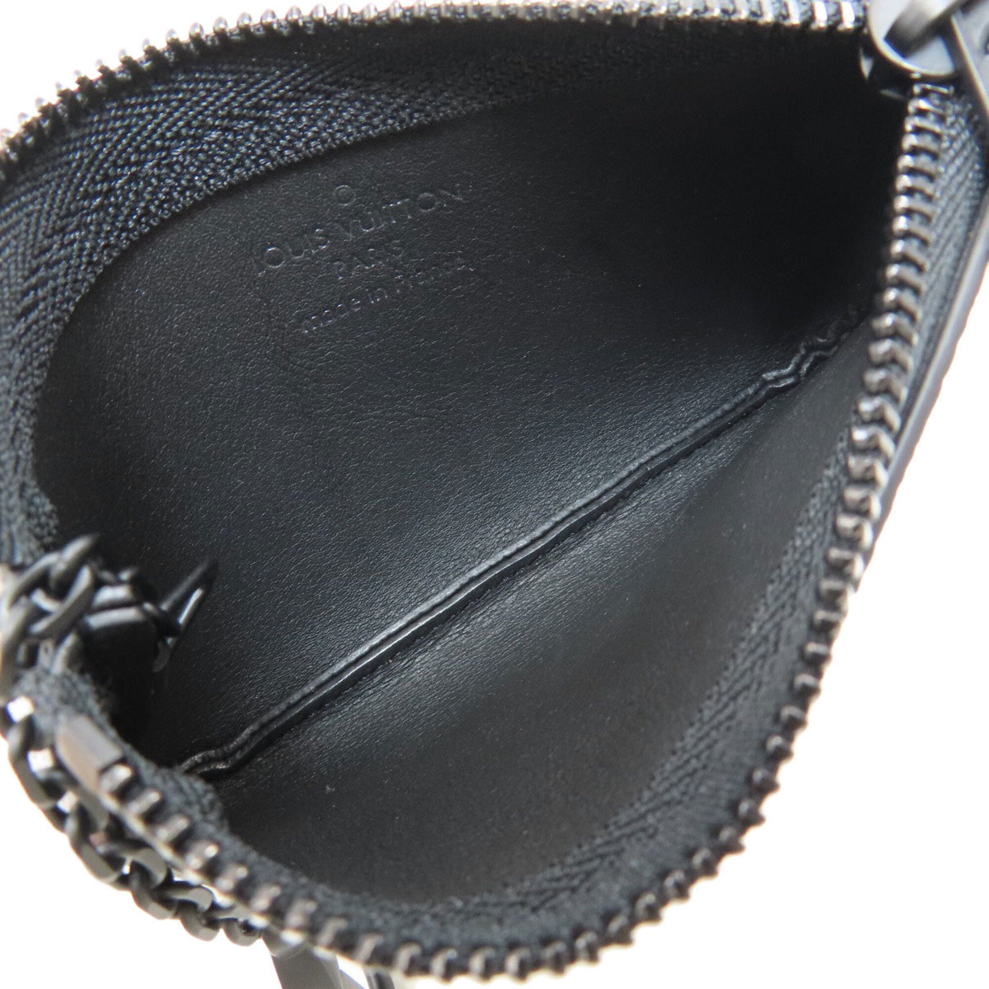 Louis Vuitton Noir Leather Pochette (Pre-Owned)