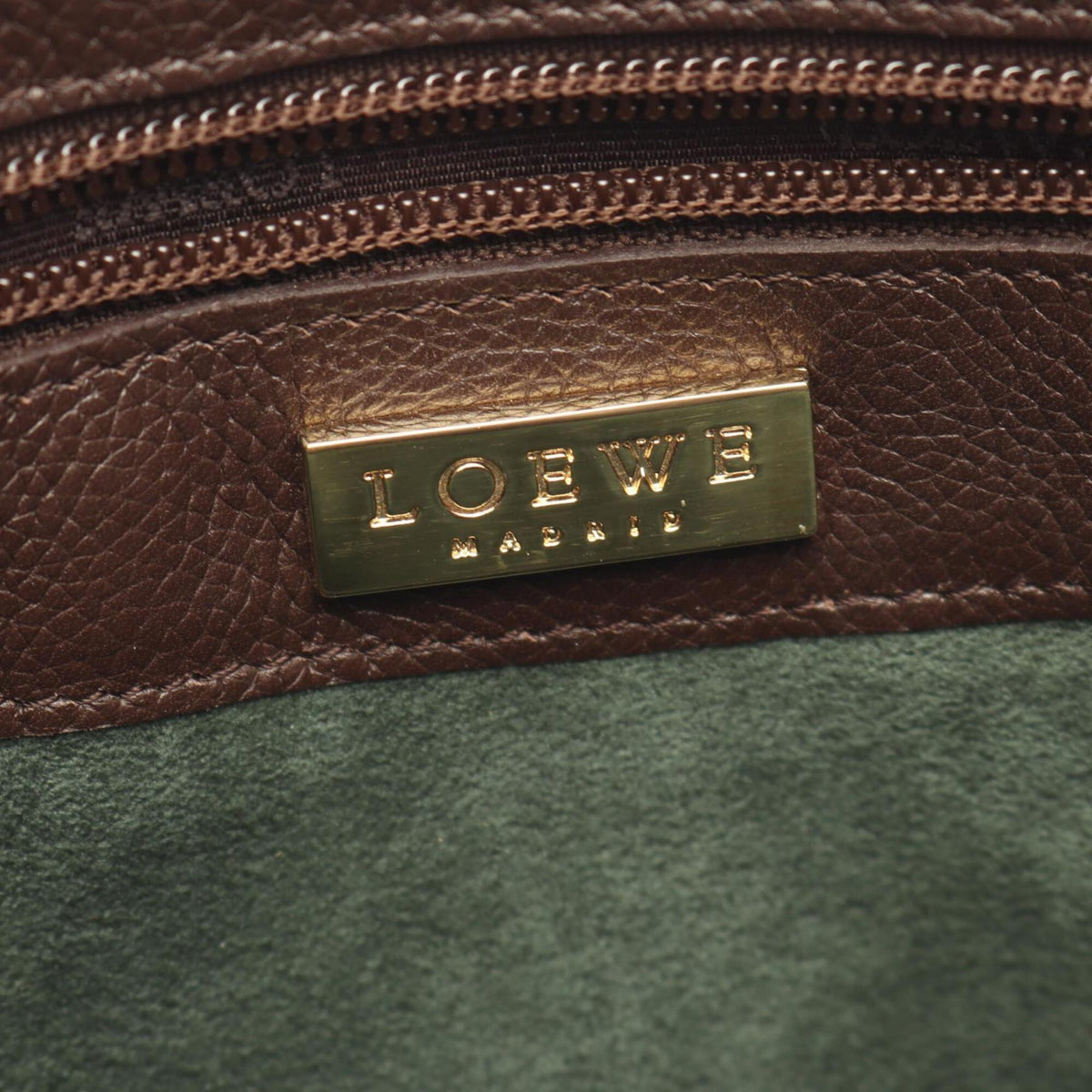 Loewe Brown Leather Shoulder Bag (Pre-Owned)