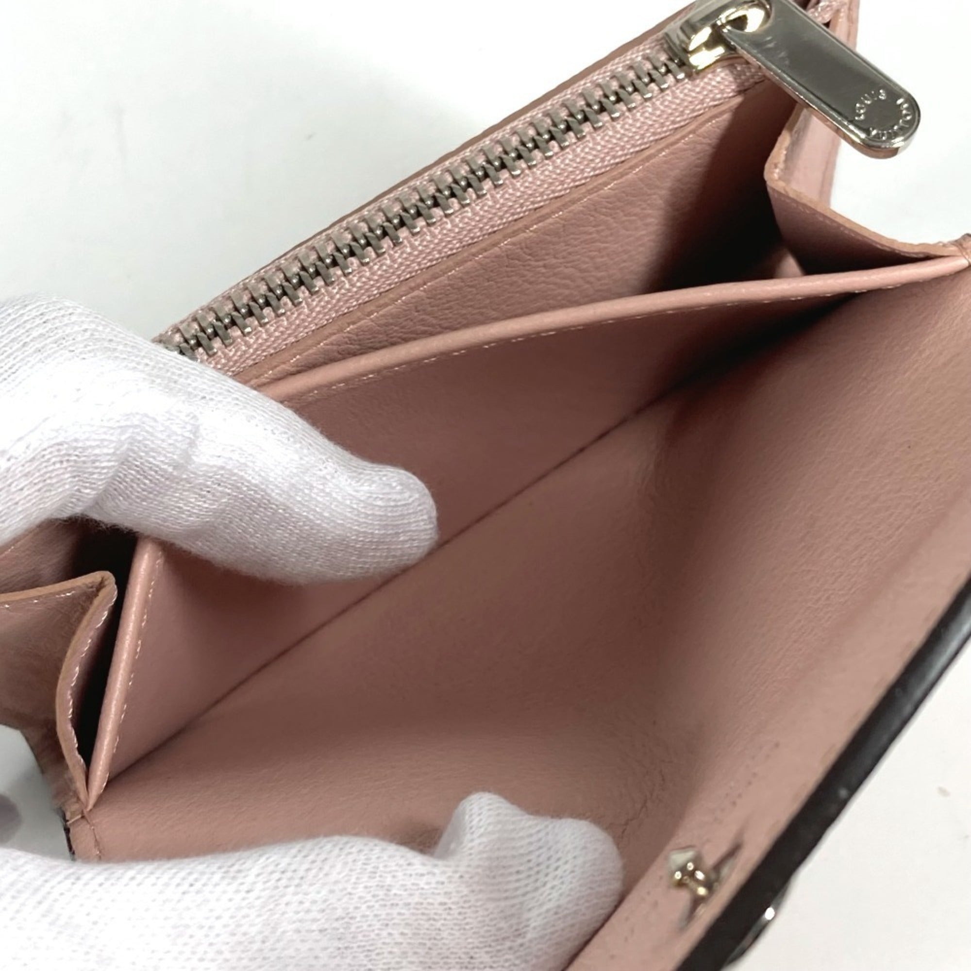 Louis Vuitton Magnolia Pink Mahina Leather Wallet (Bi-Fold) (Pre-Owned)