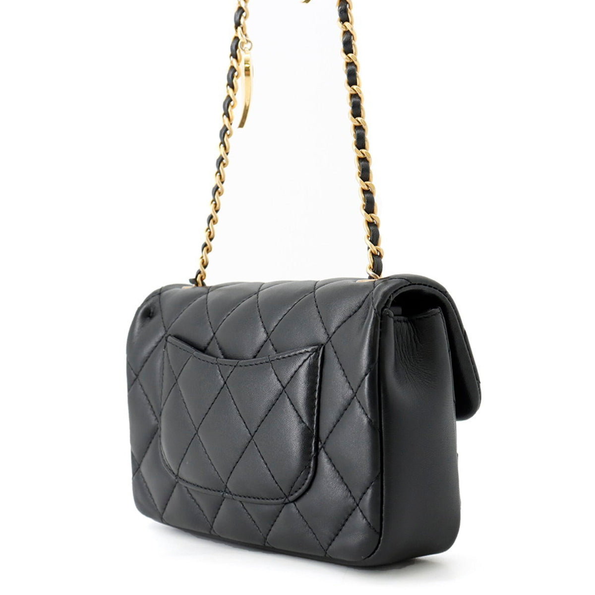 Chanel Black Leather Shoulder Bag (Pre-Owned)