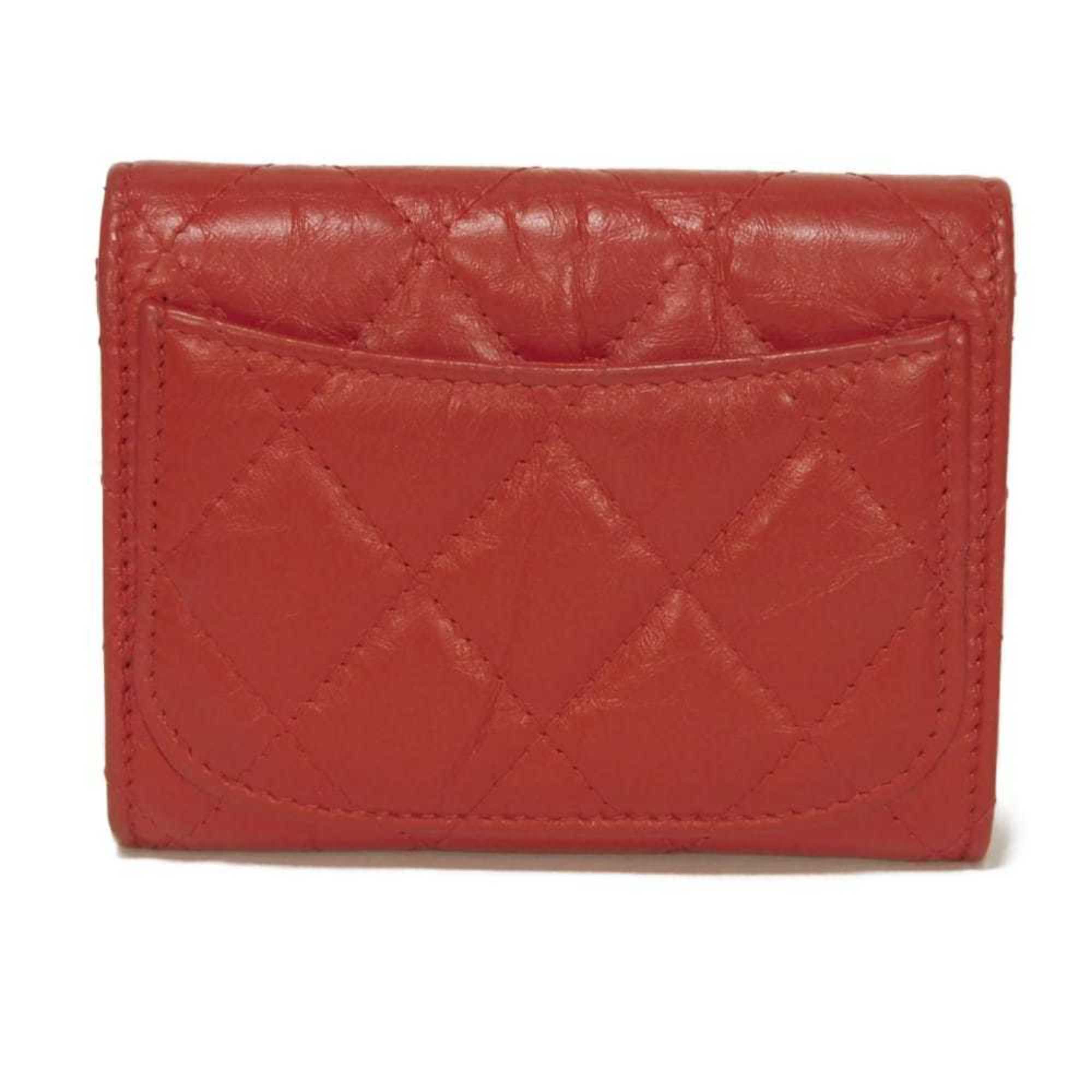 Chanel Red Color Leather Wallet (Bi-Fold) (Pre-Owned)