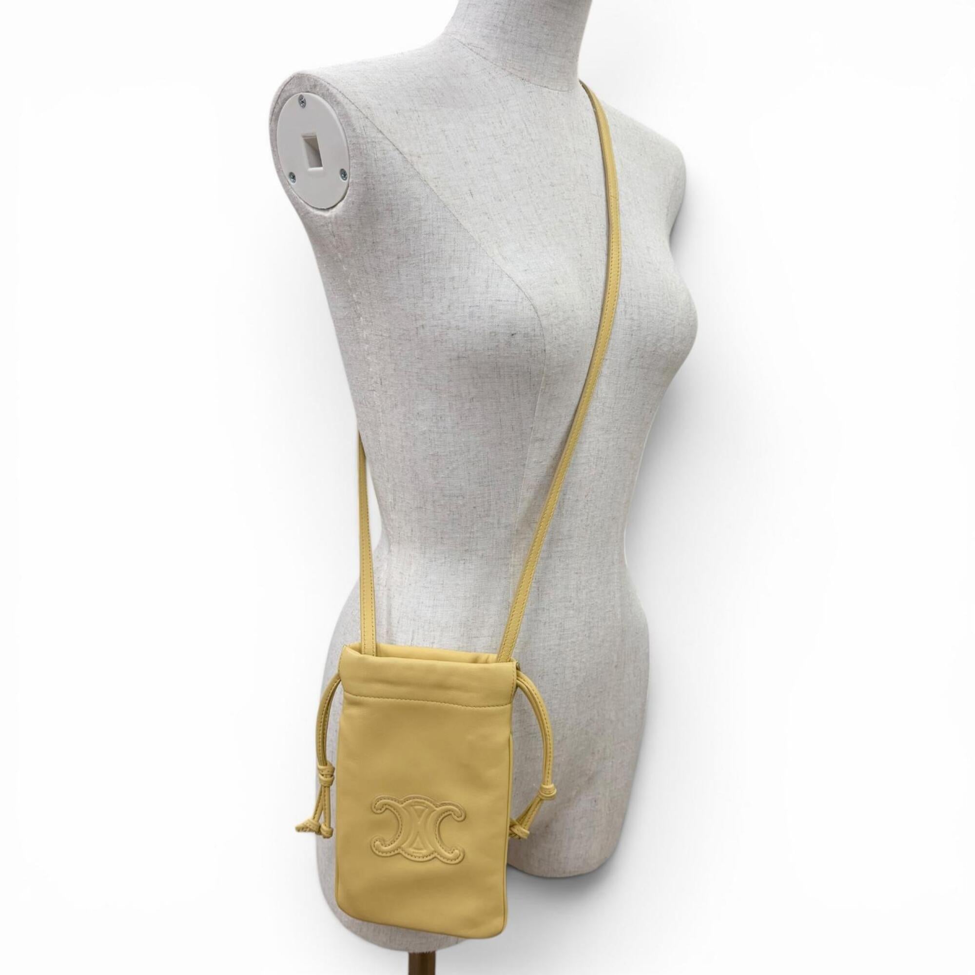 Celine Beige Leather Pouch Shoulder Bag (Pre-Owned)