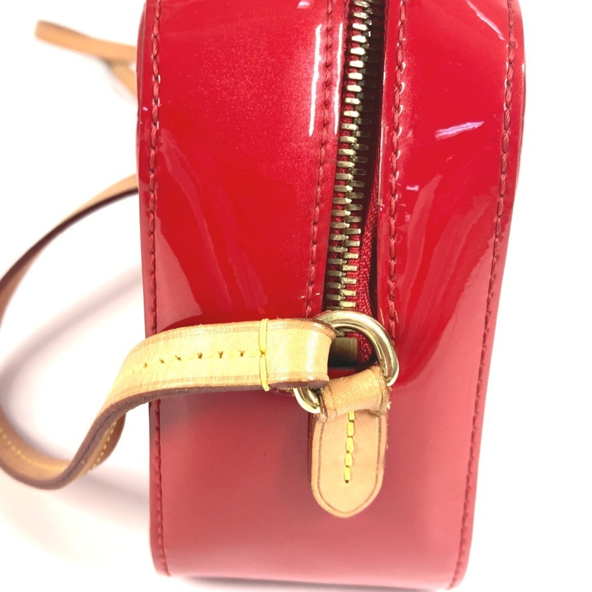 Louis Vuitton Monogram Vernis Cerise Red Color Monogram Vernis Handbag Shoulder Bag (Pre-Owned)