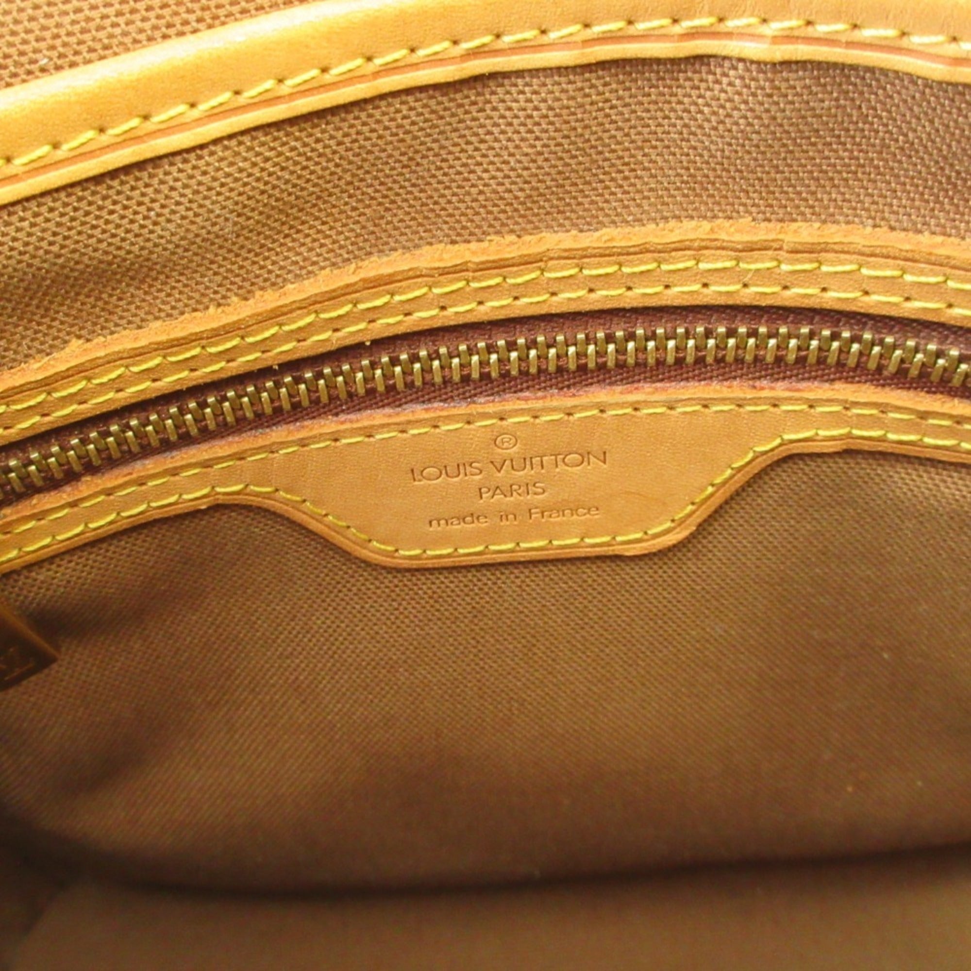 Louis Vuitton Brown Monogram Monogram Handbag (Pre-Owned)