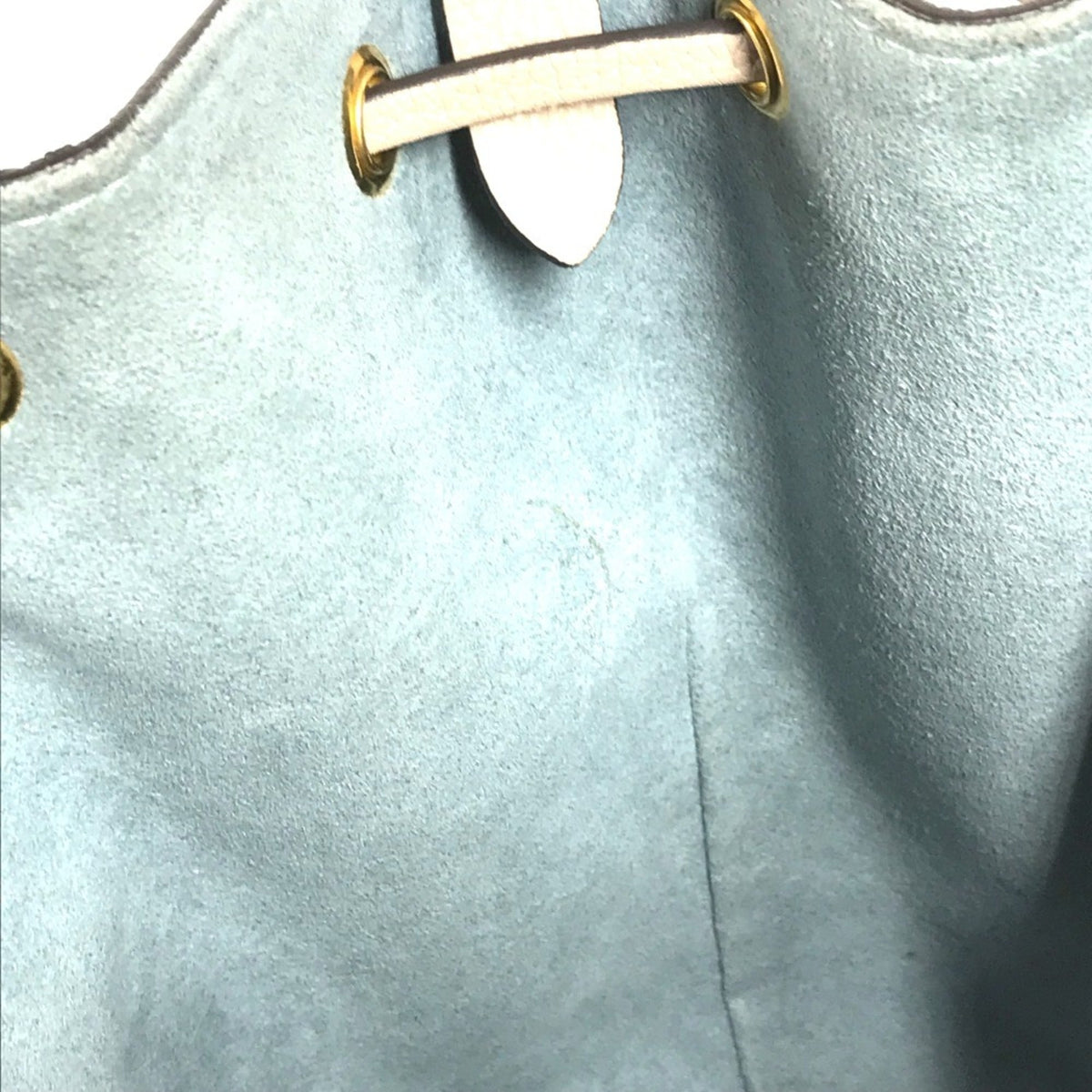 Louis Vuitton Beige Sand Leather Handbag Shoulder Bag (Pre-Owned)
