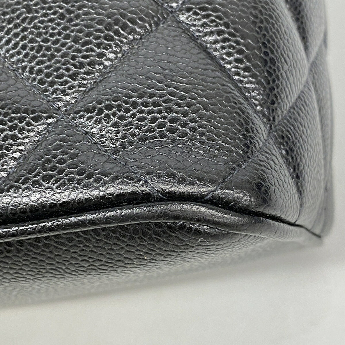 Chanel Black Grained Calfskin Tote Bag (Pre-Owned)