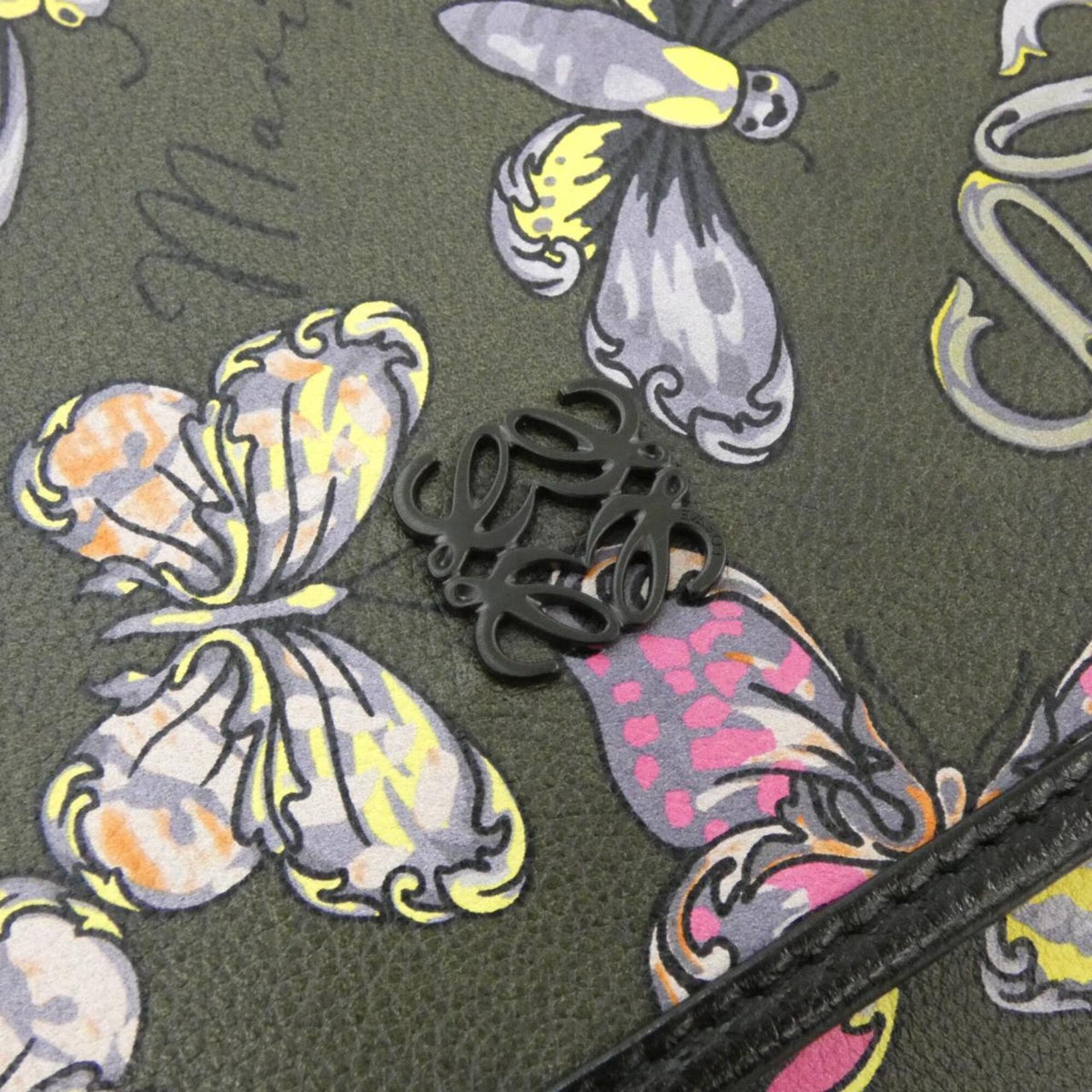 Loewe Black Green Pink Leather Shoulder Bag (Pre-Owned)