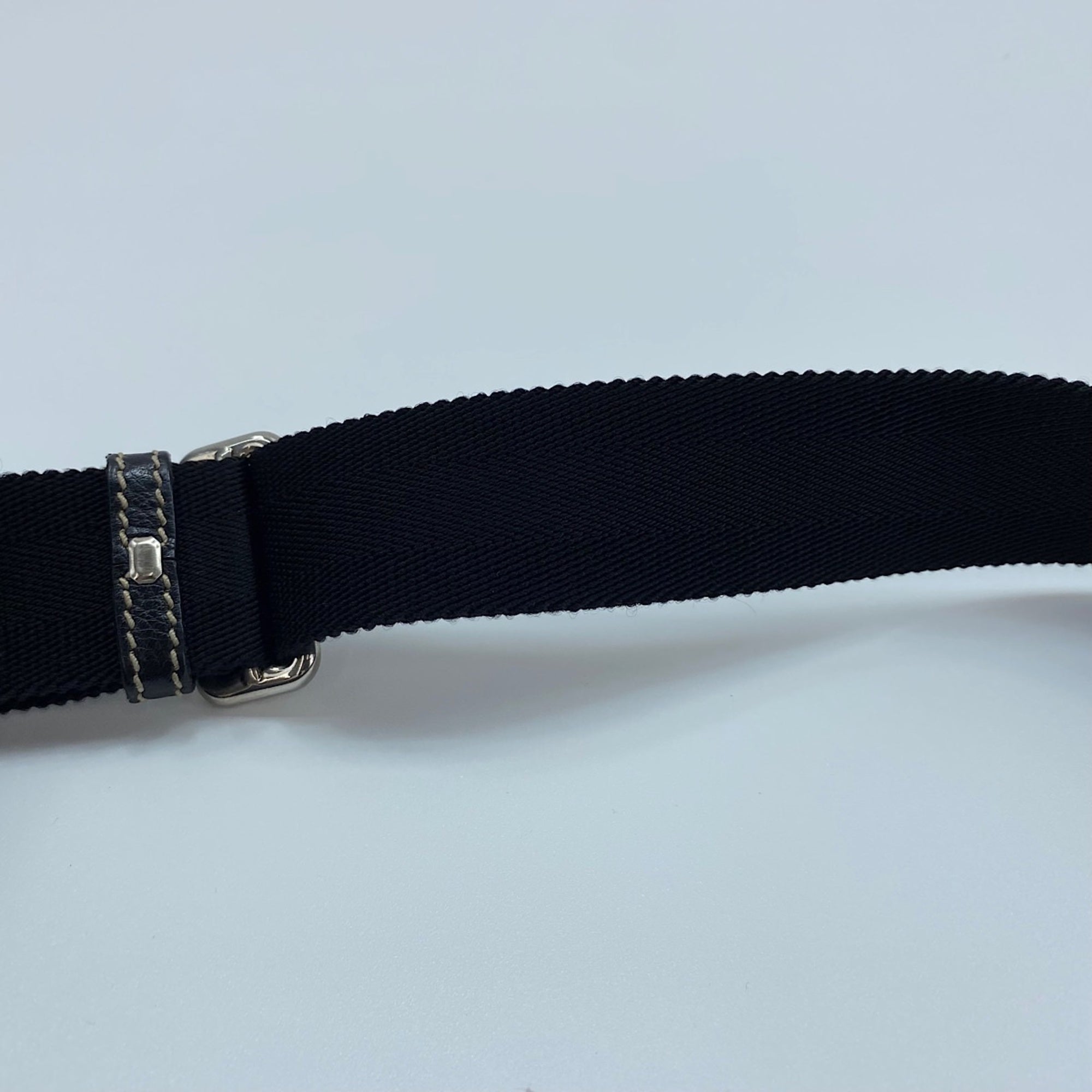 Gucci Black Leather Fanny Pack (Pre-Owned)