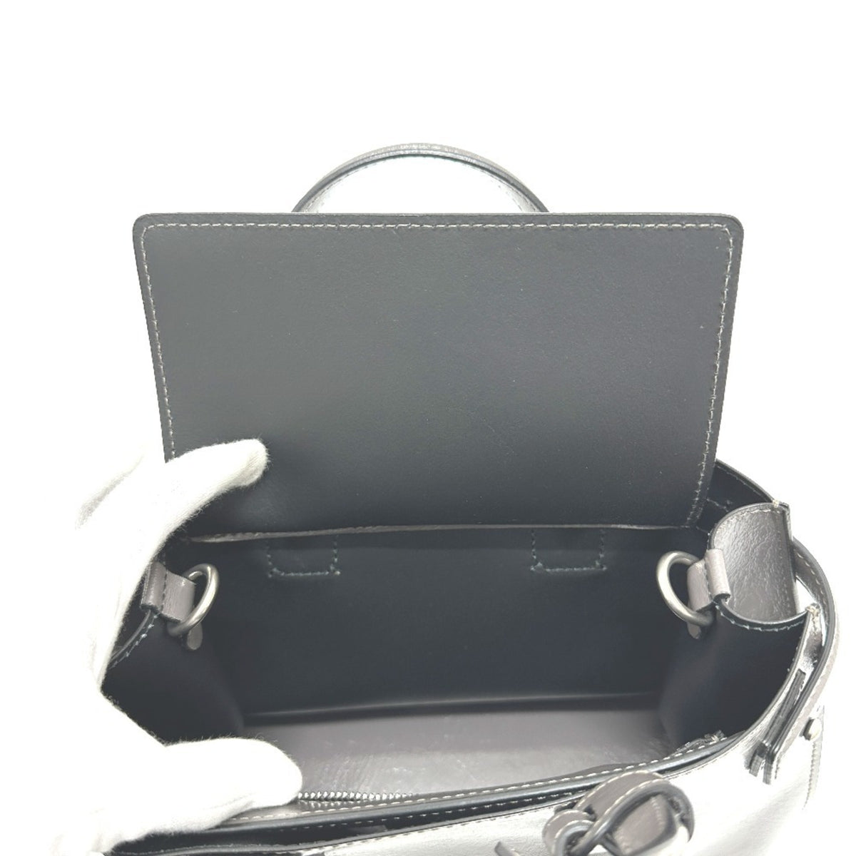 Burberry Gray Elastane Leather Handbag Shoulder Bag (Pre-Owned)