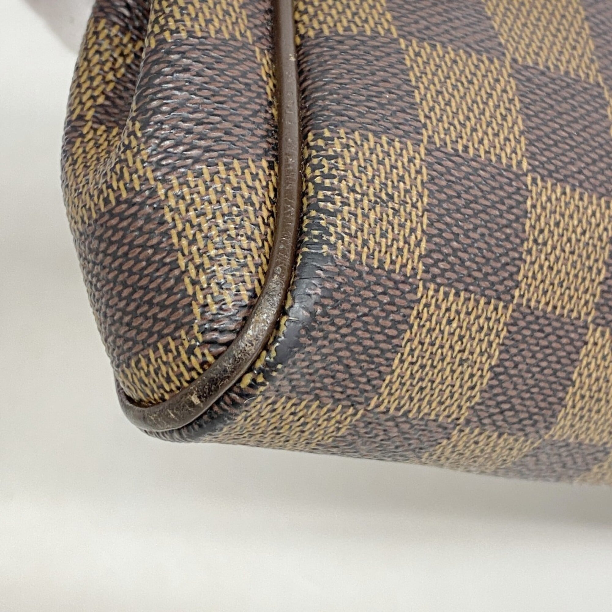 Louis Vuitton Ebene Handbag (Pre-Owned)