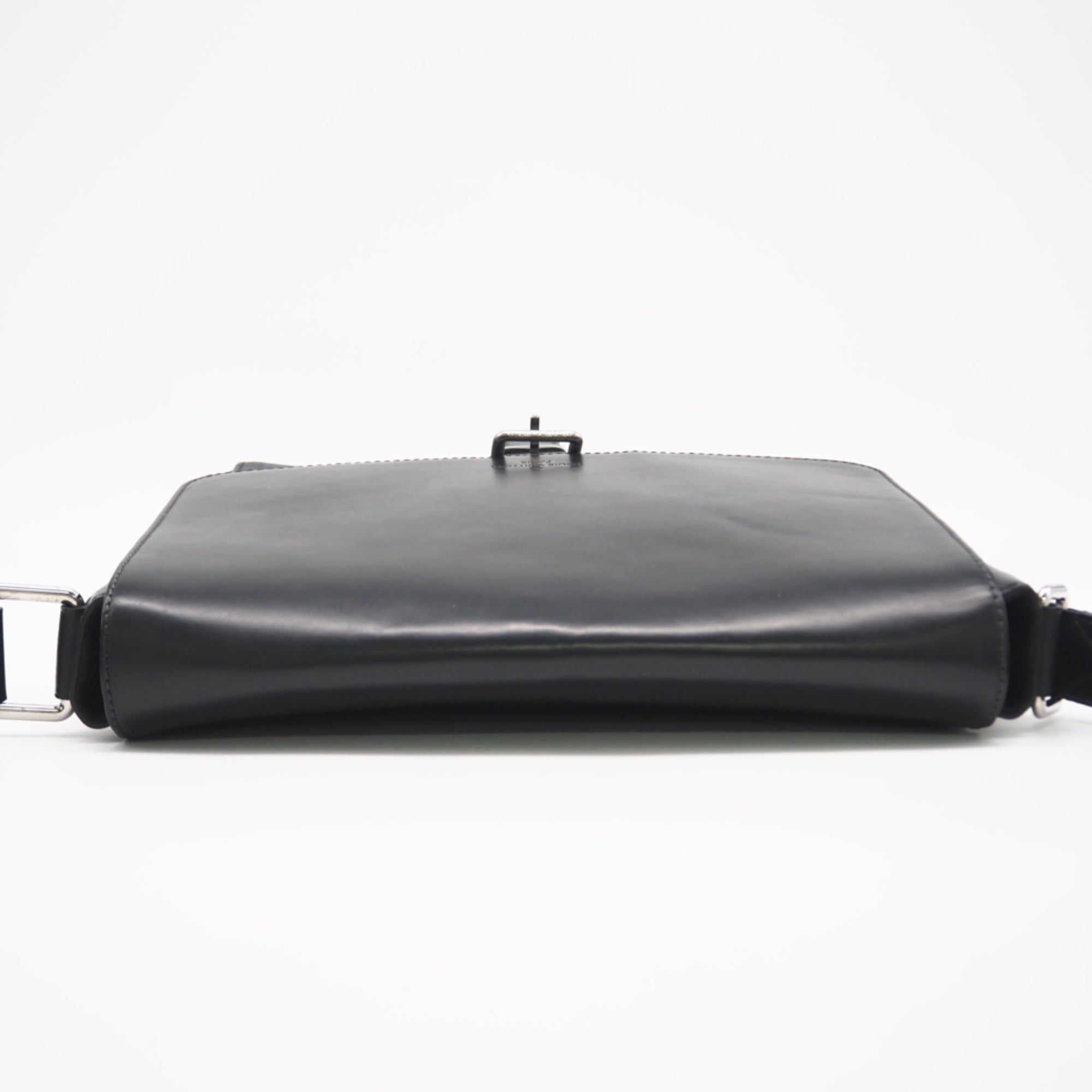 Louis Vuitton Black Gray Leather Shoulder Bag (Pre-Owned)